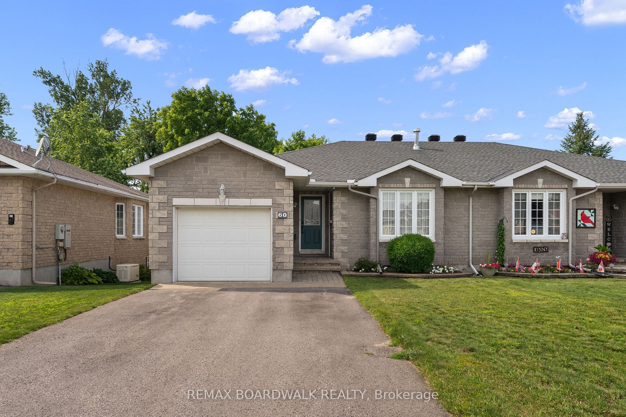 60 Dr Gordon Crescent, North Grenville, ON K0G 1J0 photo 2