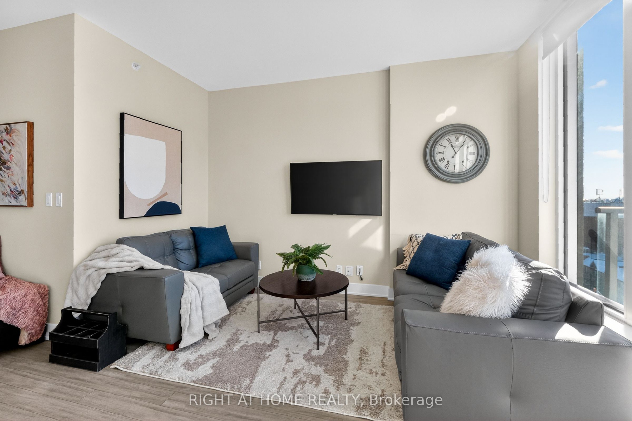 118 Holmwood Avenue 806, Glebe - Ottawa East and Area, ON K1S 5J5 photo 5