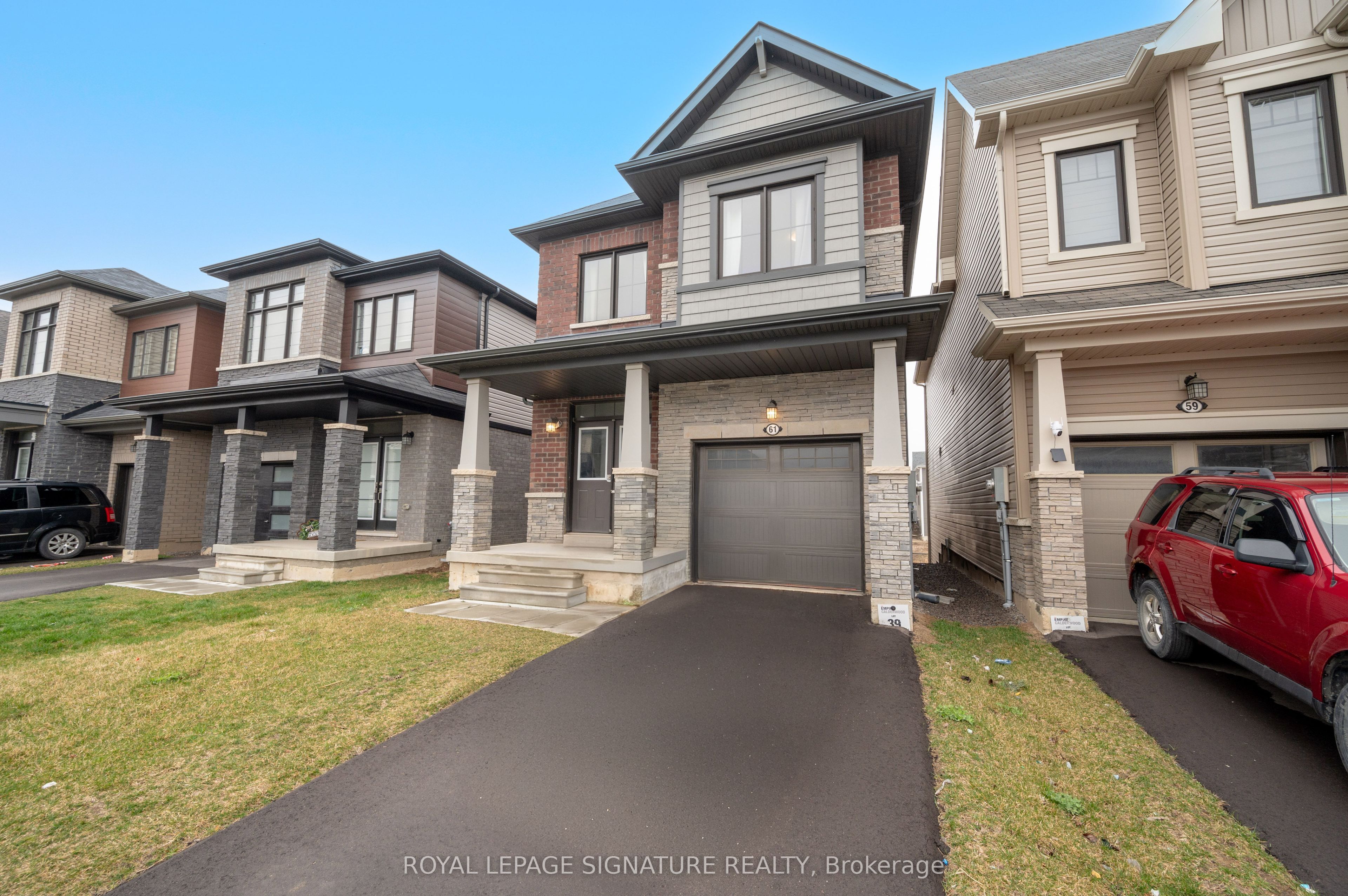 61 Vanilla Trail, Thorold, ON L2V 0L3