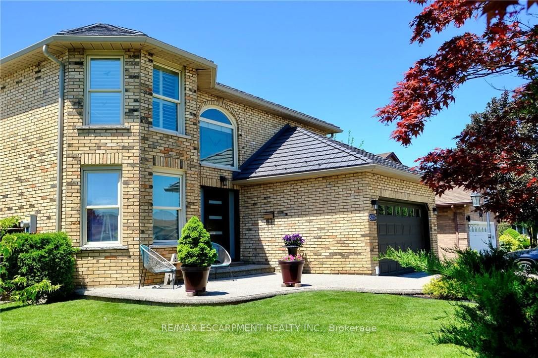 6 Regal Drive, Hamilton, ON L8W 2P4 photo 3