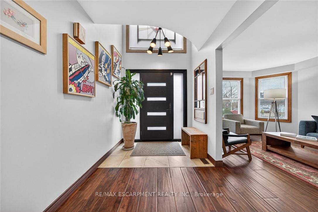 6 Regal Drive, Hamilton, ON L8W 2P4 photo 4