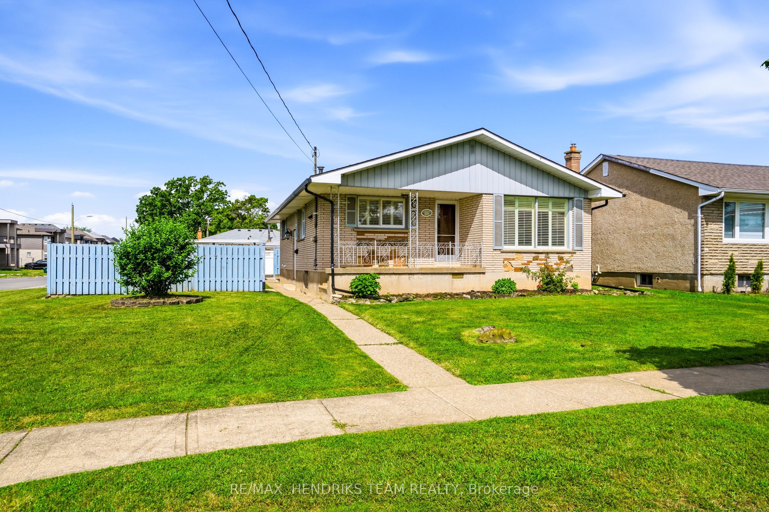 160 Classic Avenue, Welland, ON L3B 1P7 photo 4