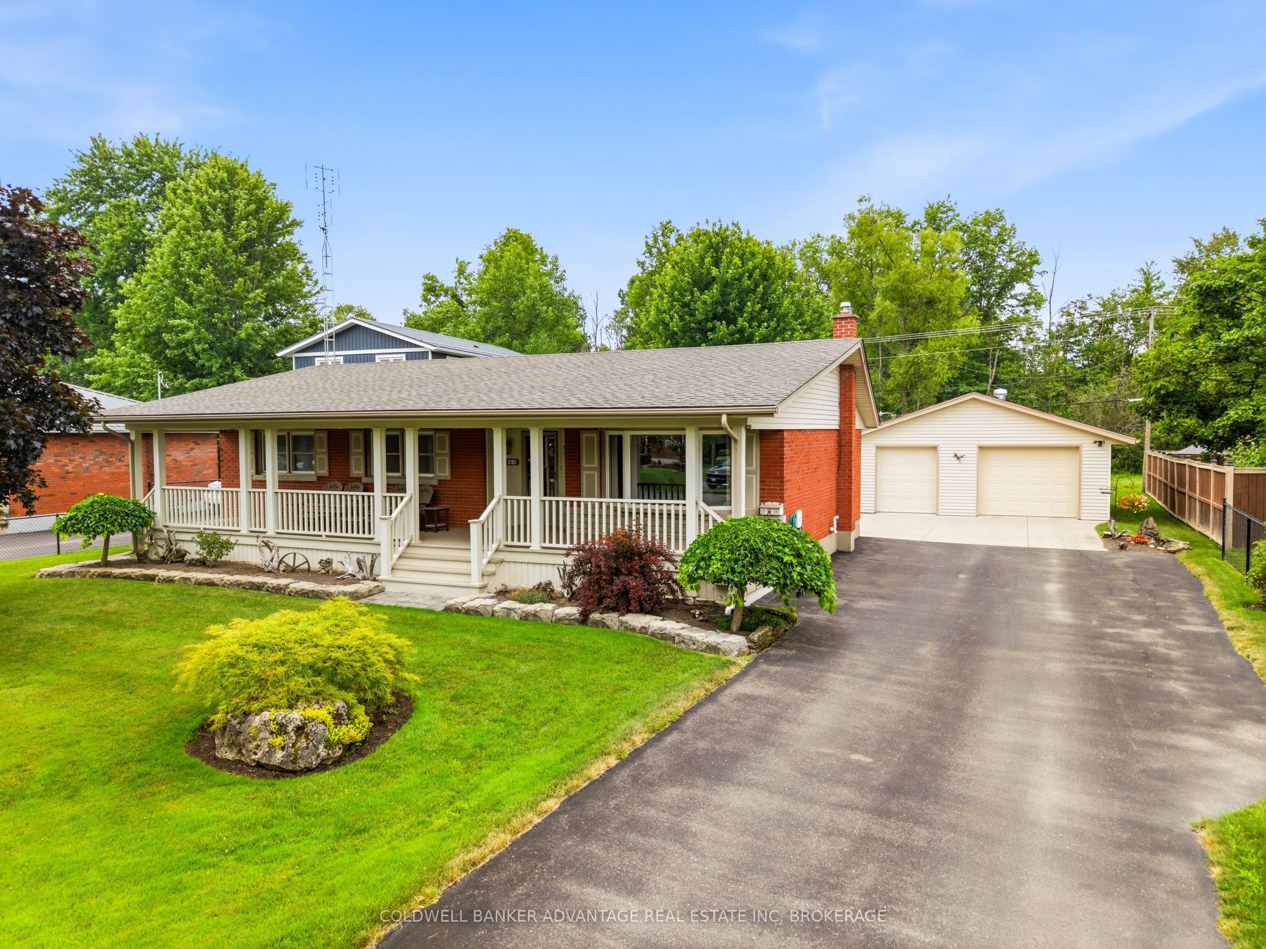85 James Street, Welland, ON L3B 5M2 photo 2