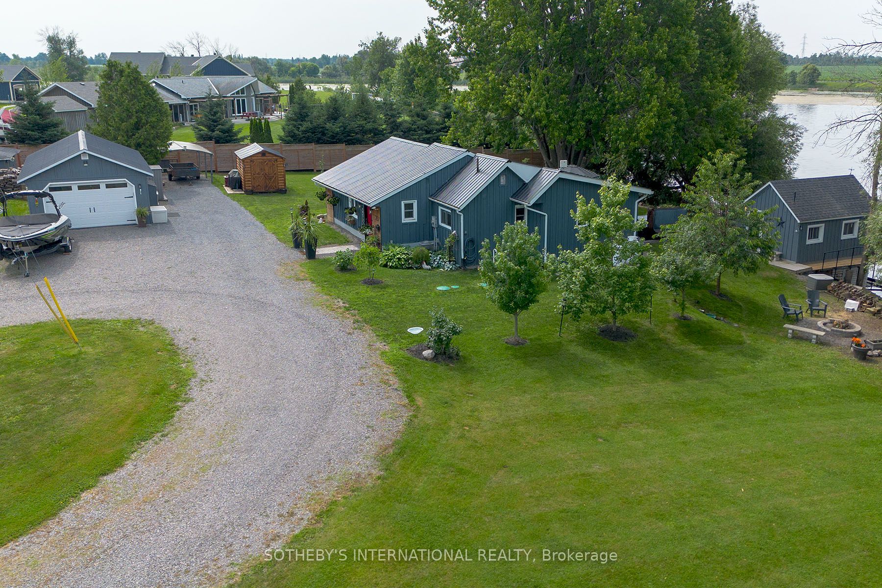 207 Rainbow Valley Drive, Montague, ON K7A 5B8 photo 2