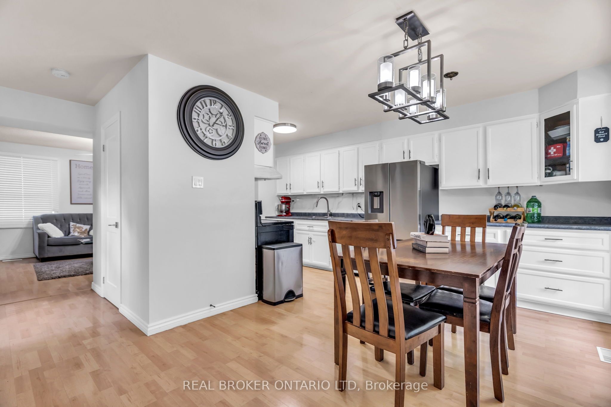 60 Tilipe Road, London East, ON N5V 2X4 photo 5