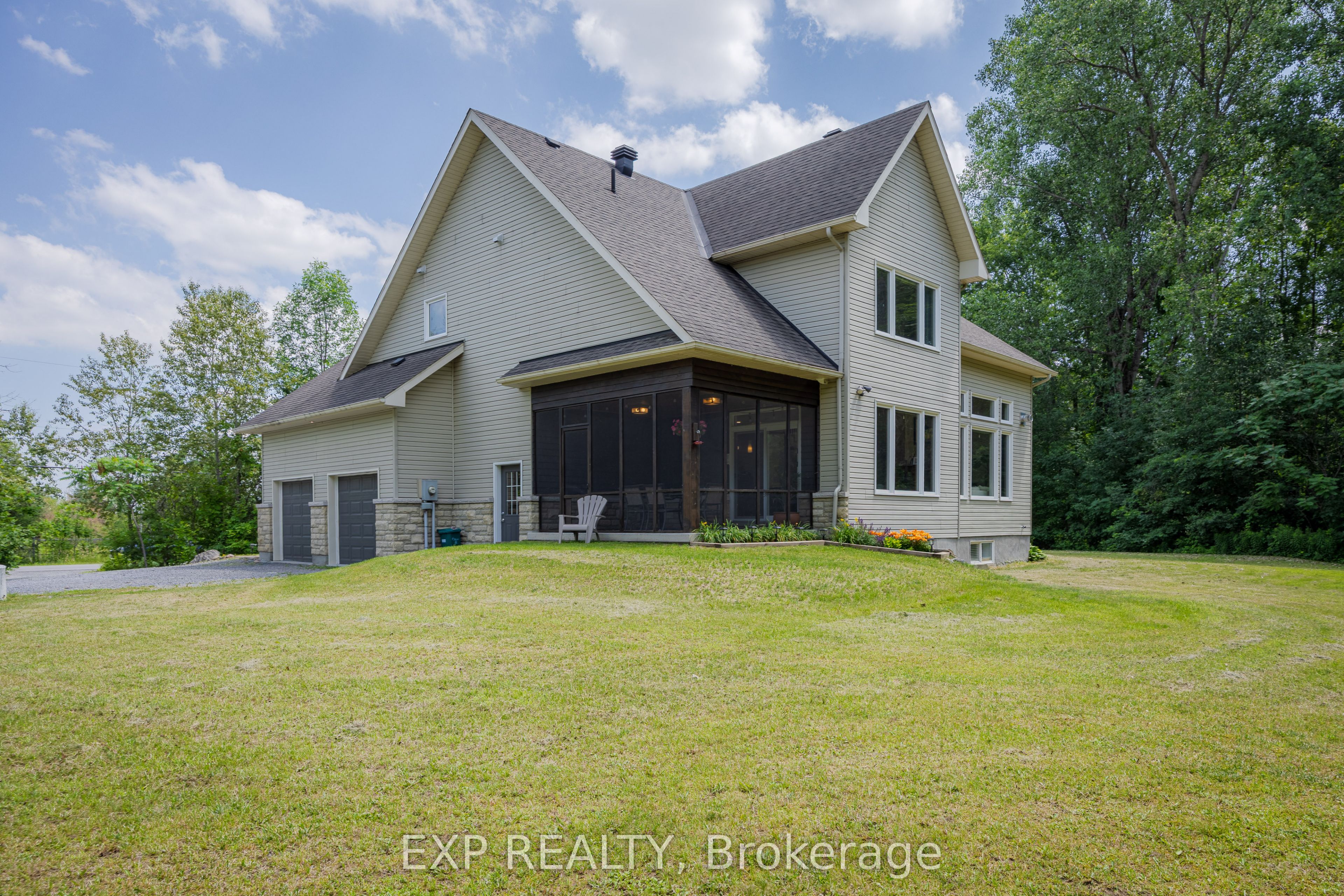 635 WILLIAM MOONEY Road, Carp - Huntley Ward, ON K0A 1L0