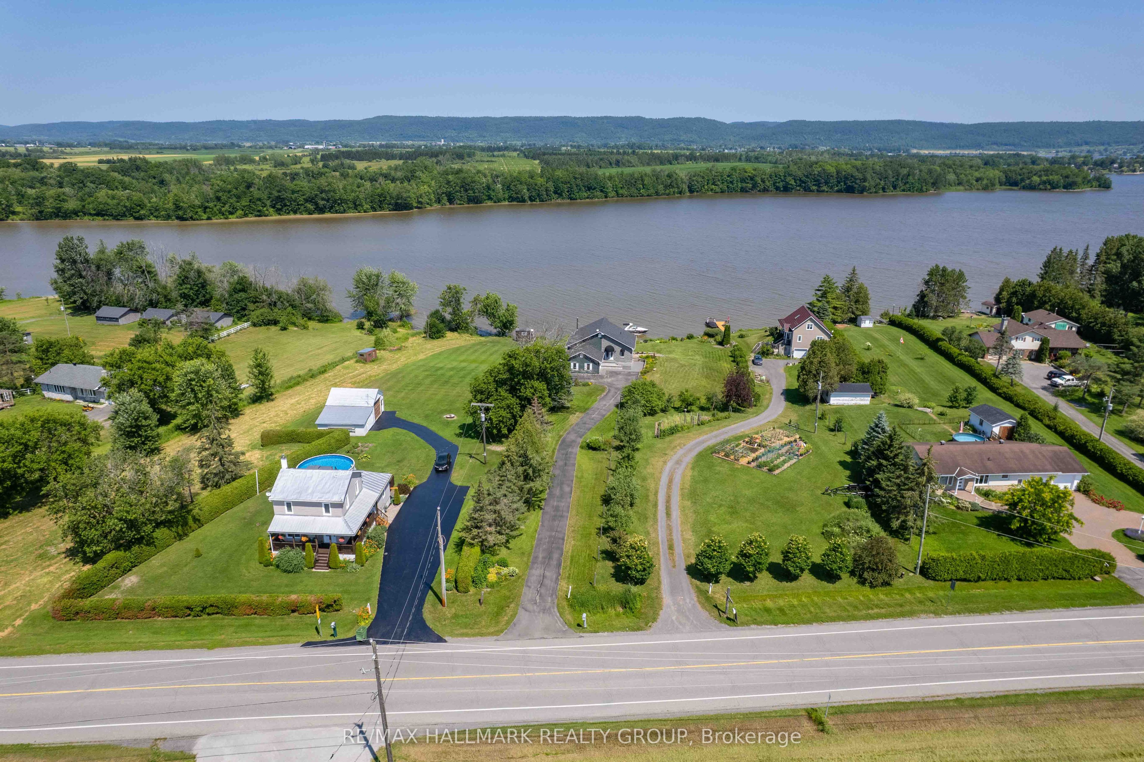 3020 BAY Road, Champlain, ON K0B 1A0 photo 3