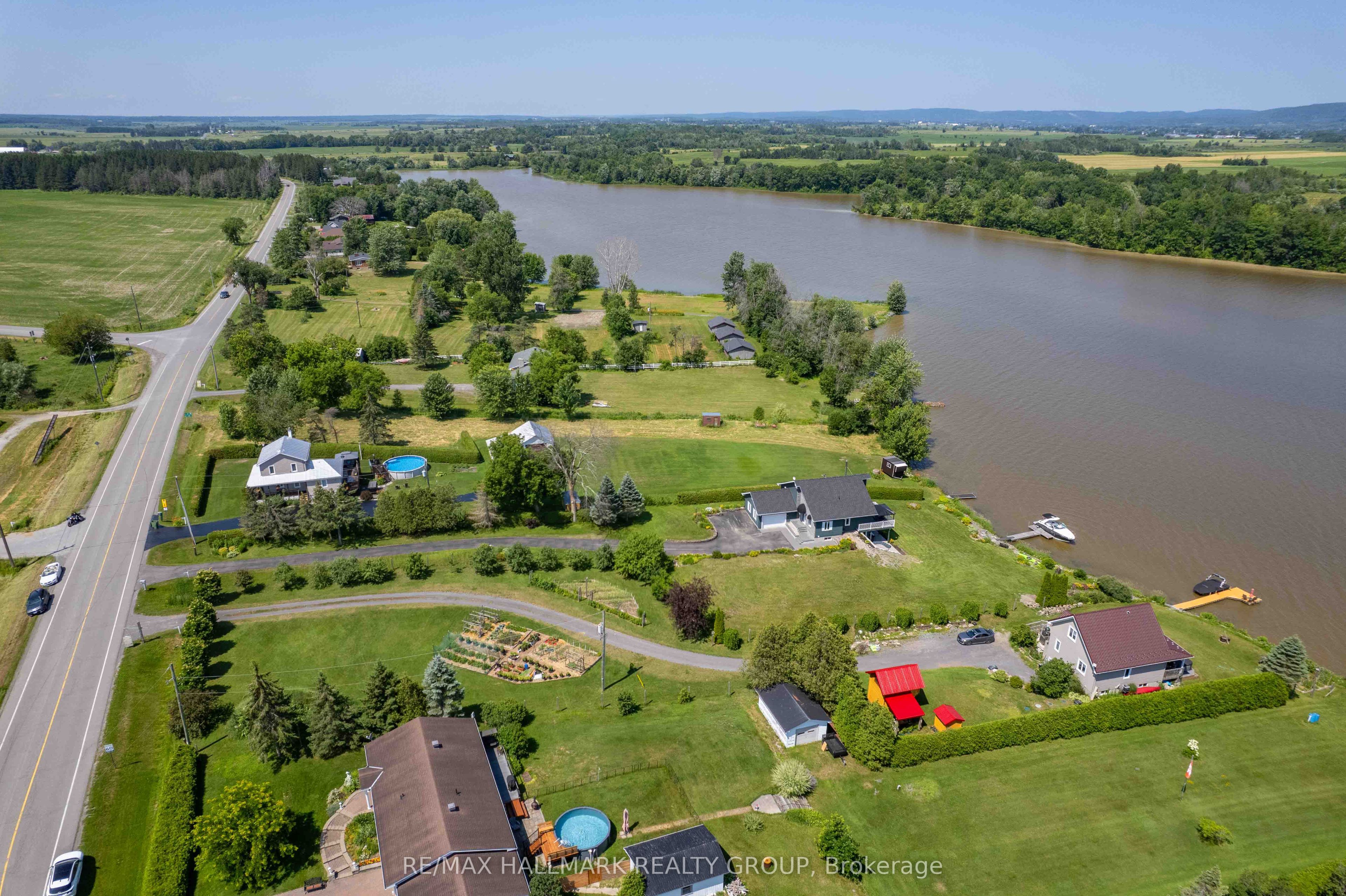 3020 BAY Road, Champlain, ON K0B 1A0 photo 4
