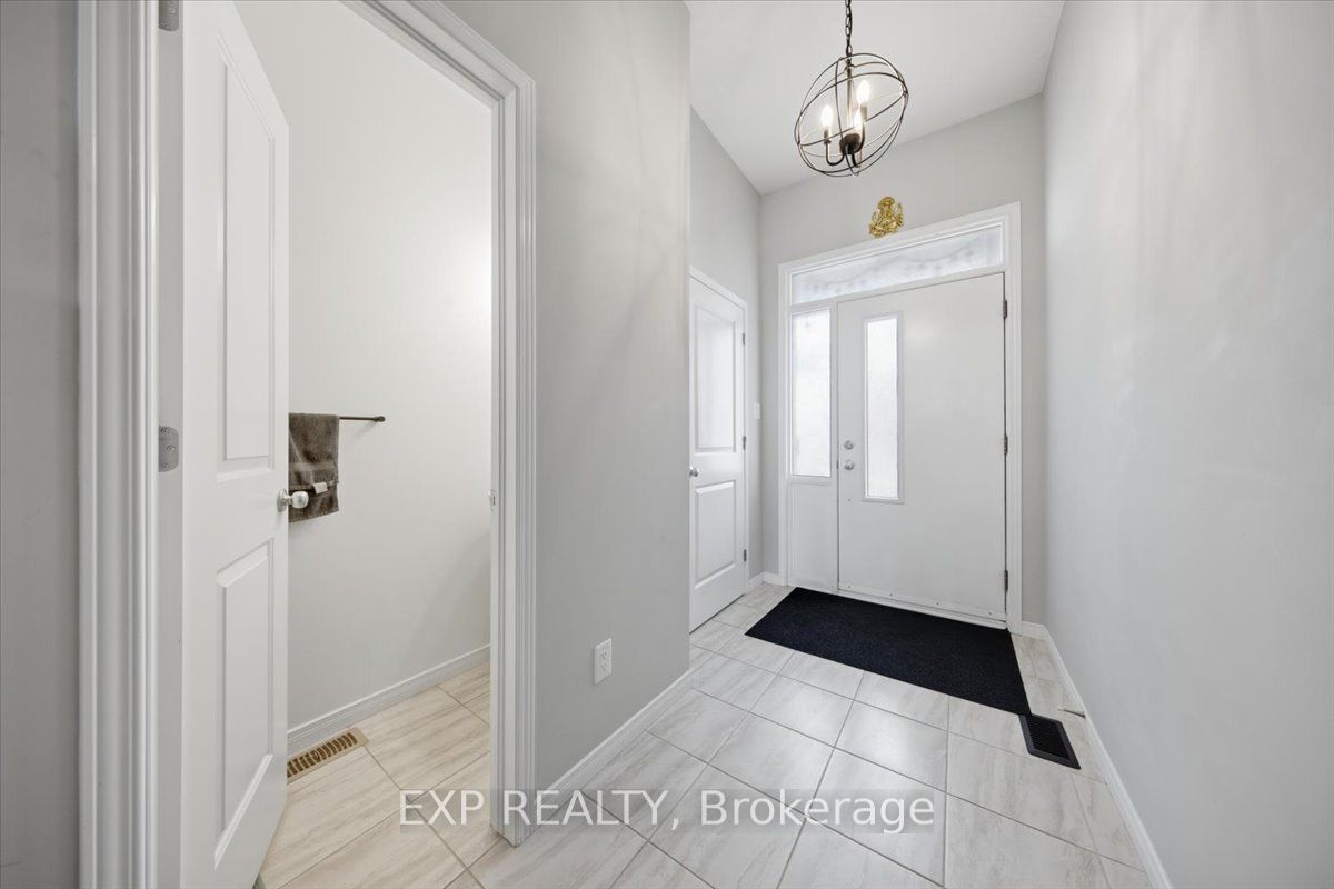 92 Riddell Street, Carleton Place, ON K7C 0J8 photo 3
