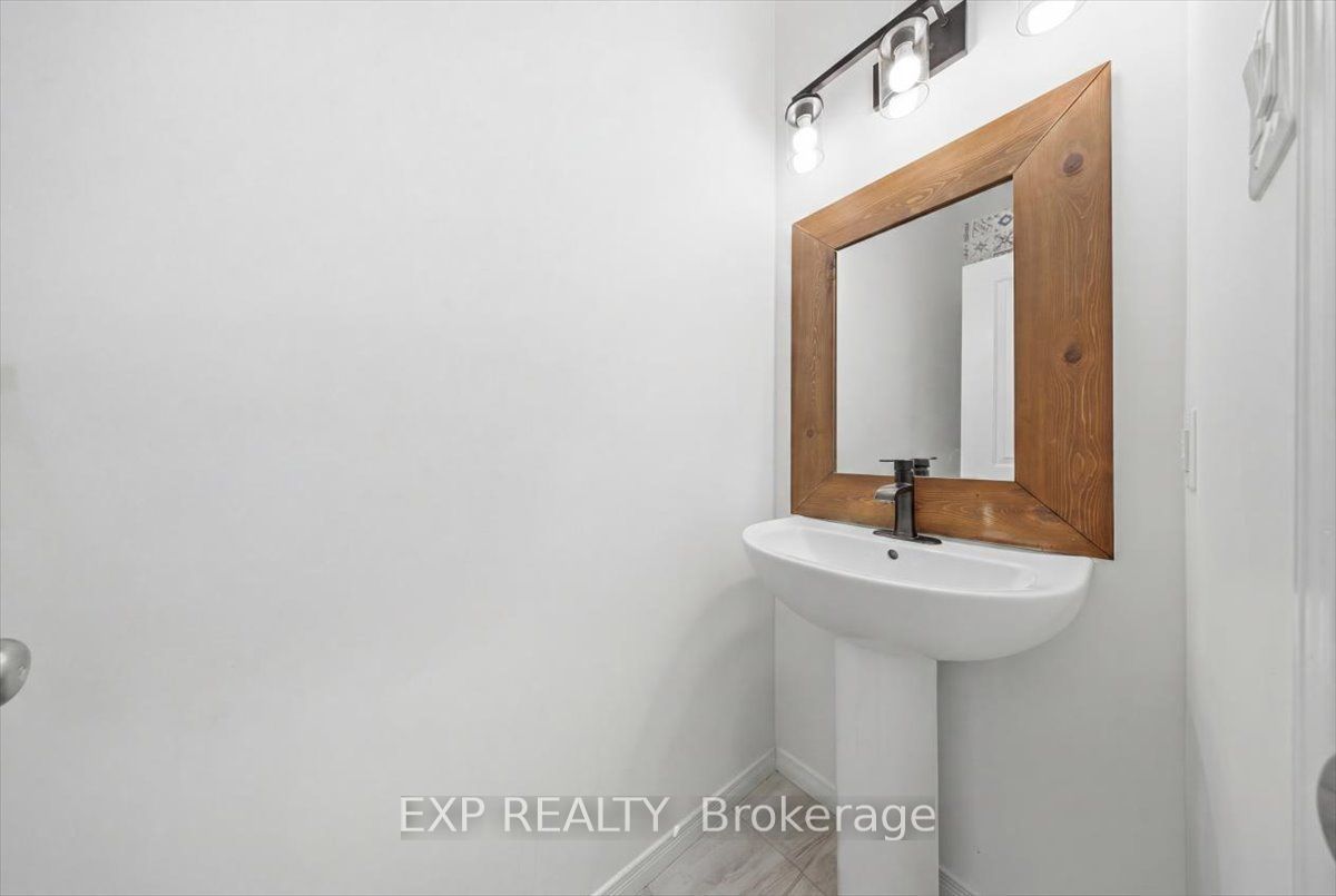 92 Riddell Street, Carleton Place, ON K7C 0J8 photo 4