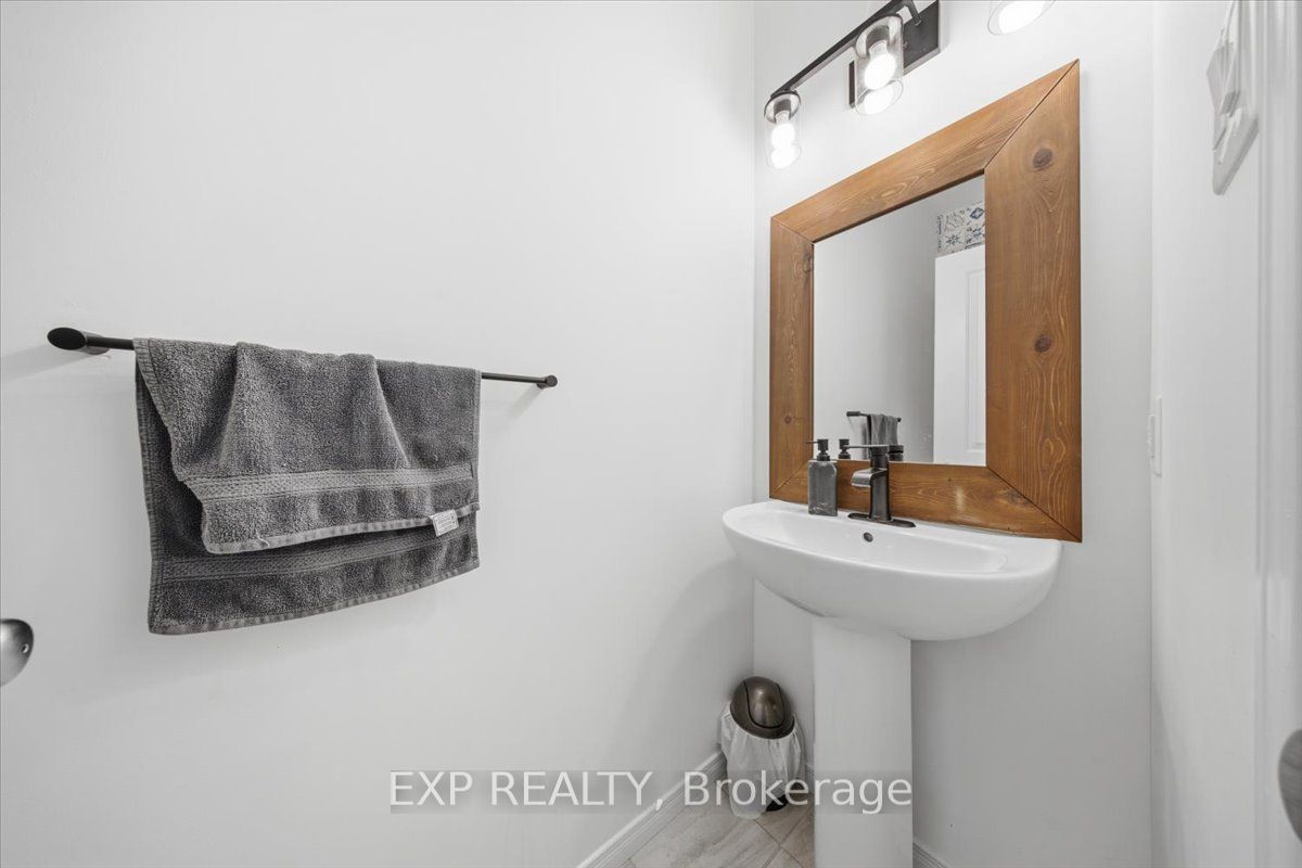 92 Riddell Street, Carleton Place, ON K7C 0J8 photo 5