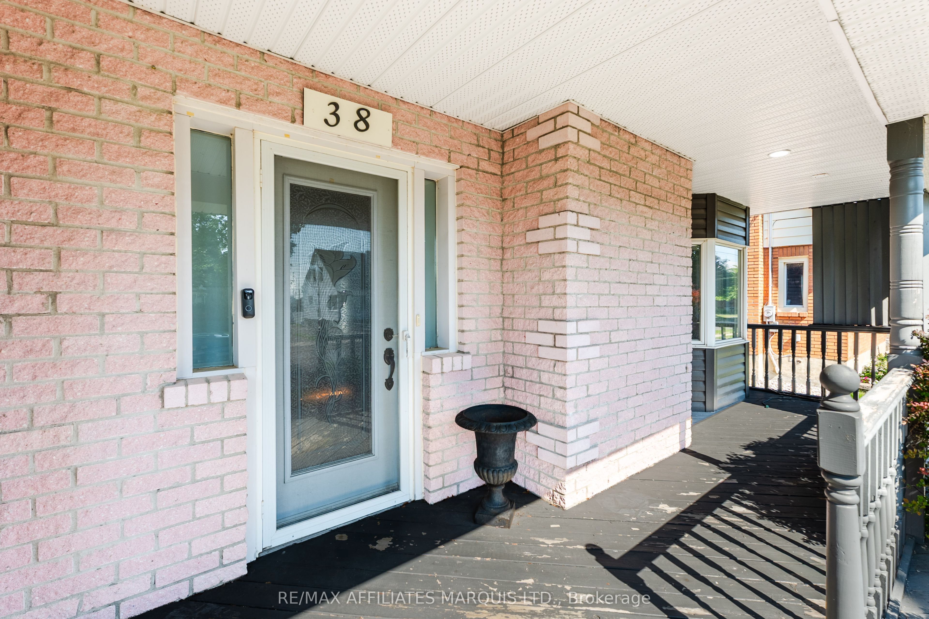 38 Bryden Avenue, Cornwall, ON K6H 5M5 photo 4