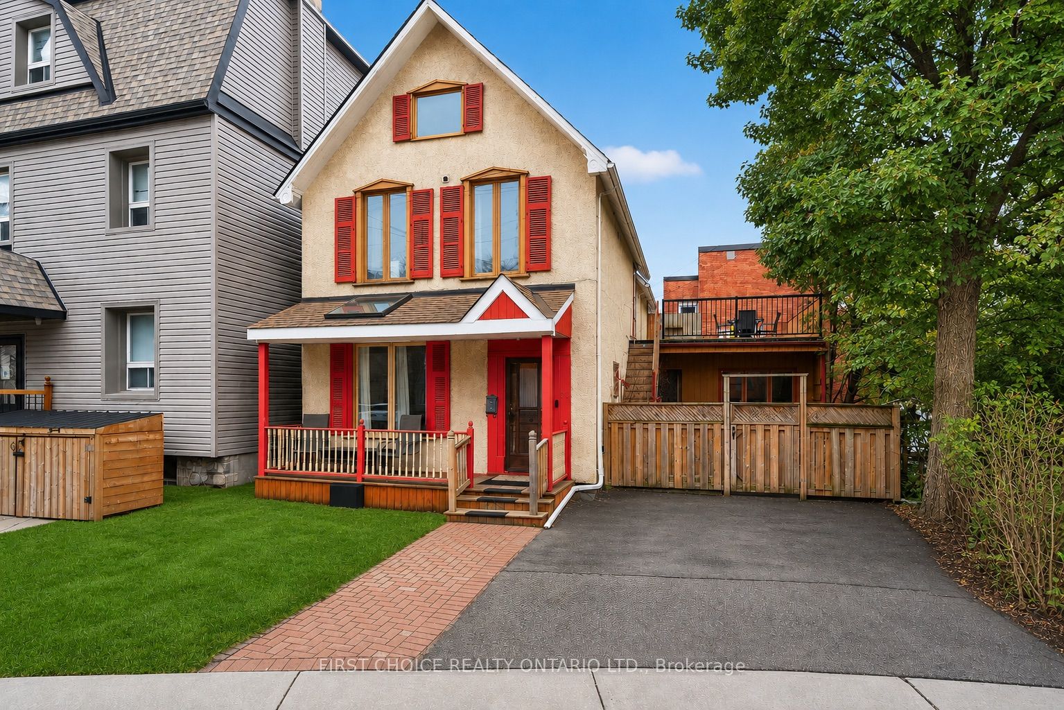 34 Gilmour Street, Ottawa Centre, ON K2P 0N3