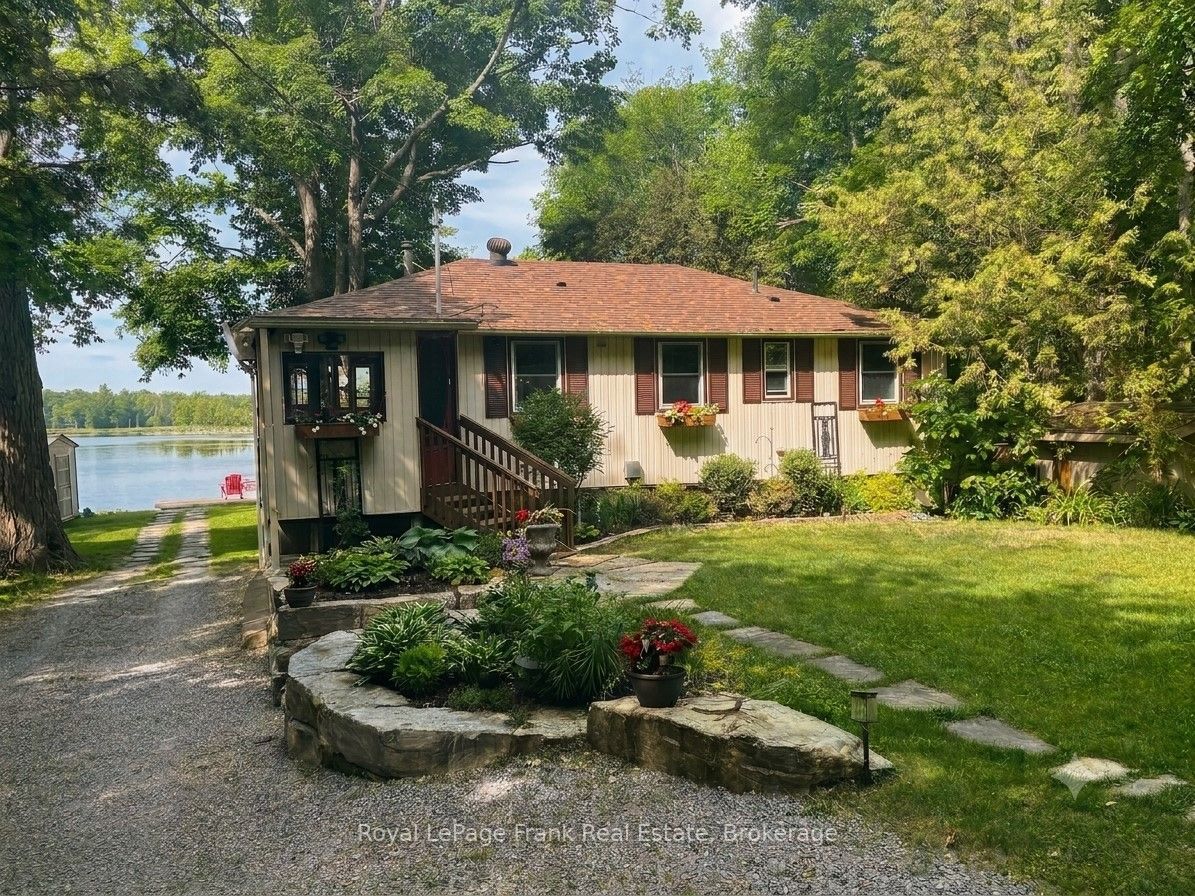 12 Woodland Trail, Trent Lakes, ON K0L 1J0 photo 2