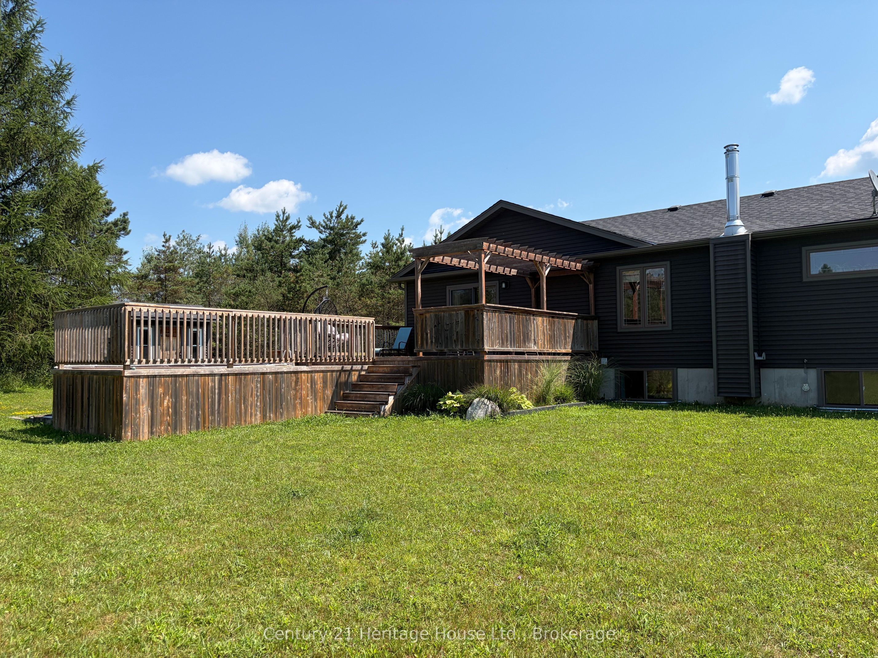 201 Hutton Hill Road, West Grey, ON N0G 1R0 photo 5