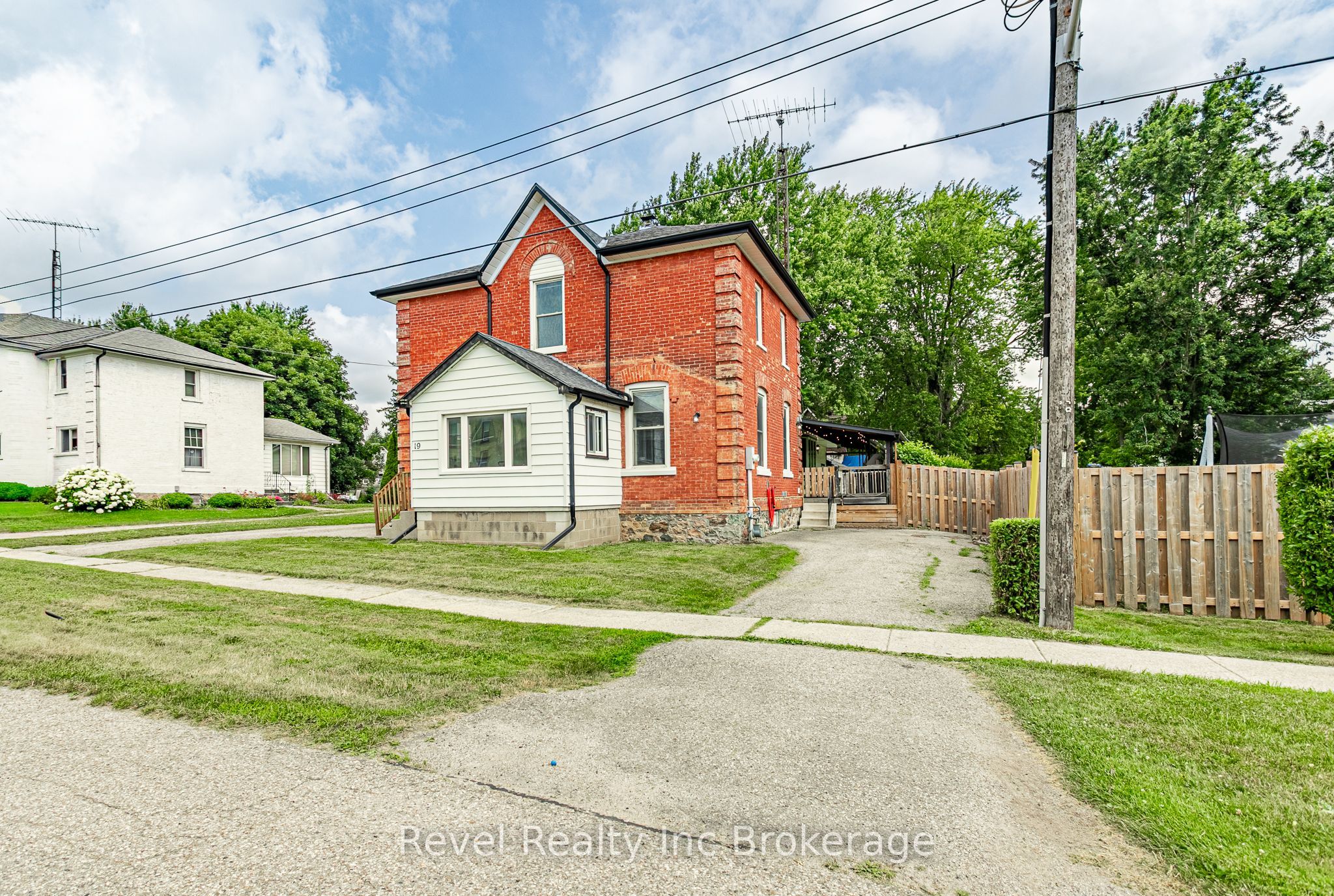19 Murray Street, Blandford-Blenheim, ON N0J 1B0 photo 2