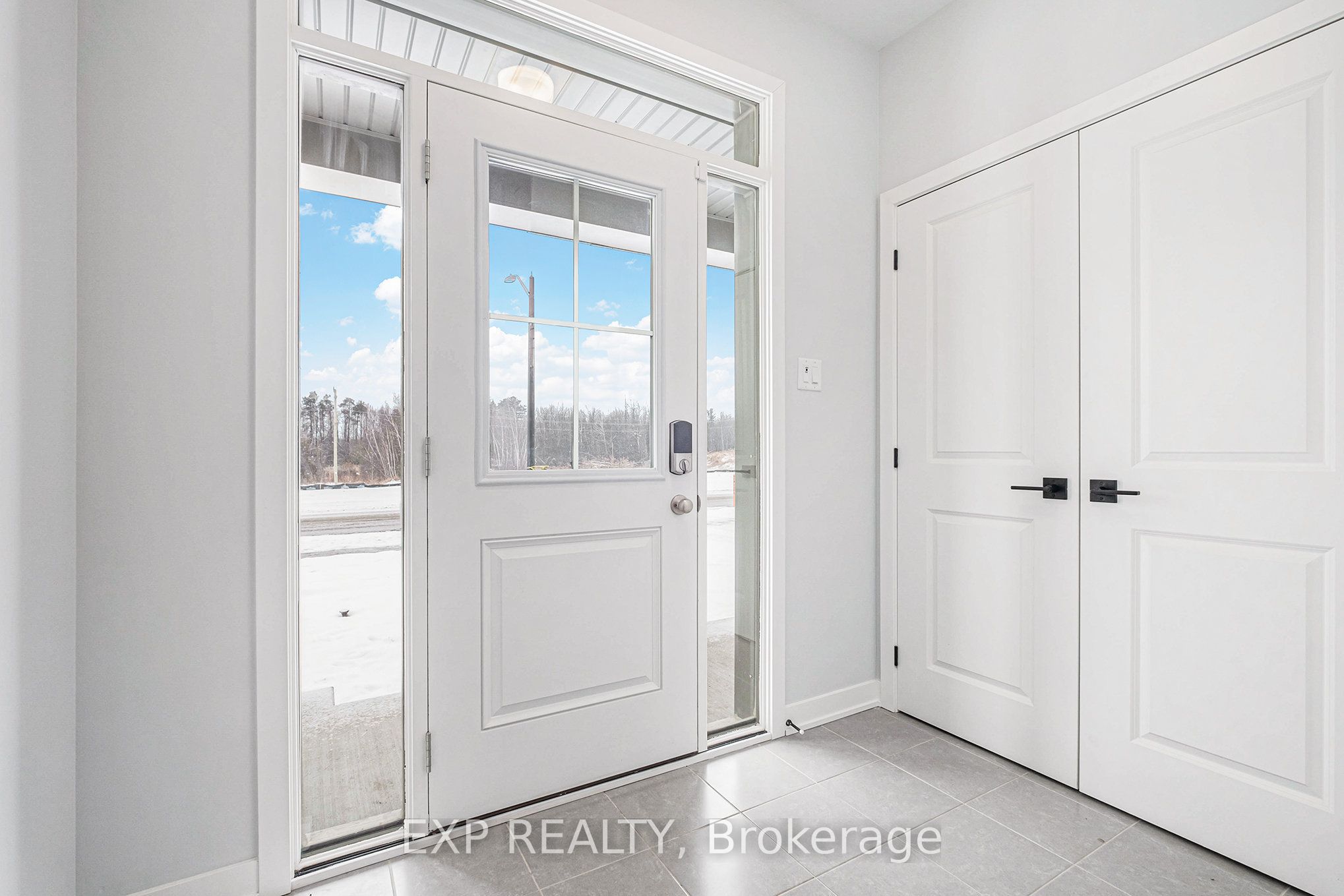 617 Bronze Copper Crescent, Stittsville - Munster - Richmond, ON K0A 2Z0 photo 3