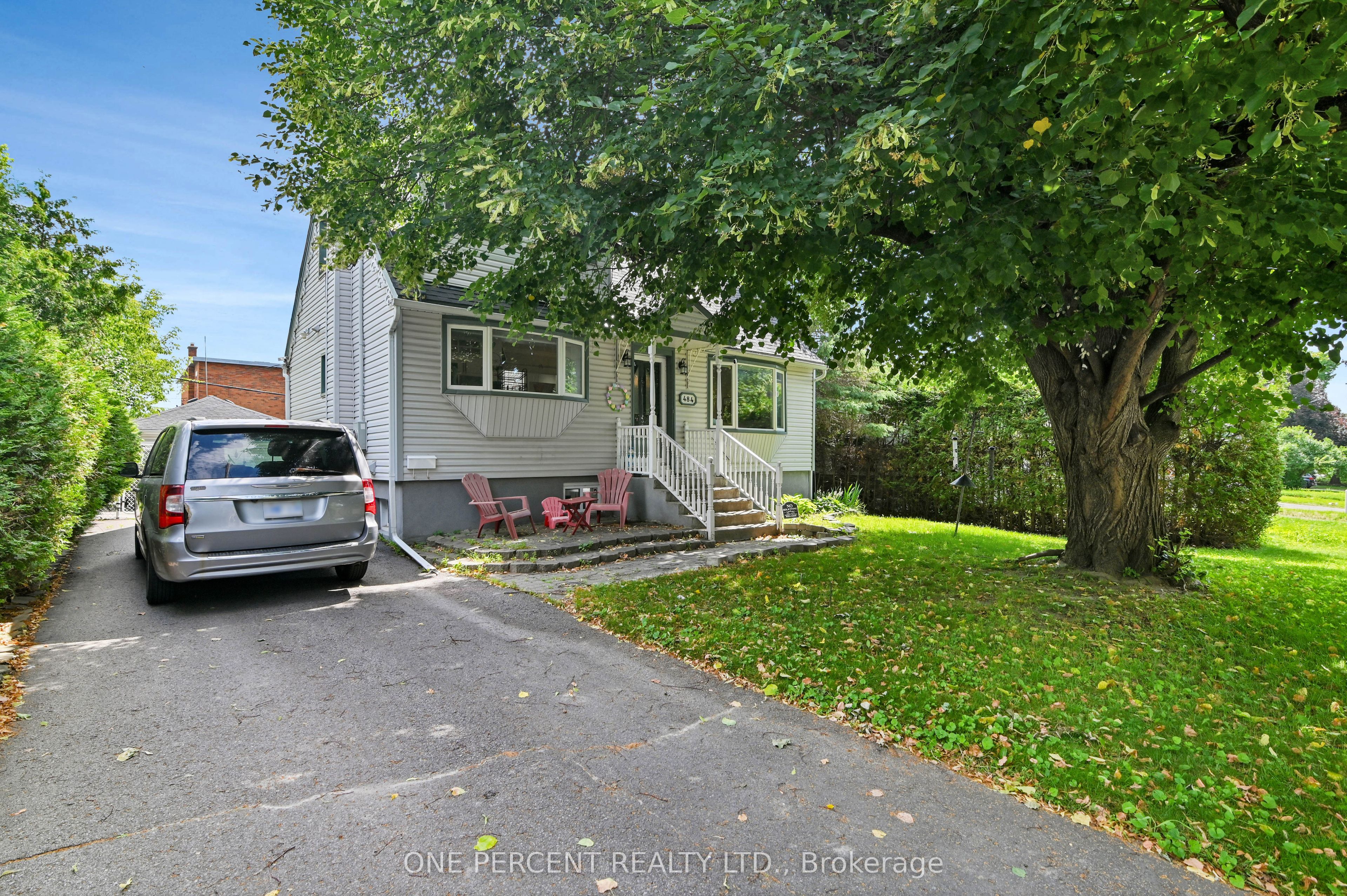 484 Mutual Street, Overbrook - Castleheights and Area, ON K1K 1C8