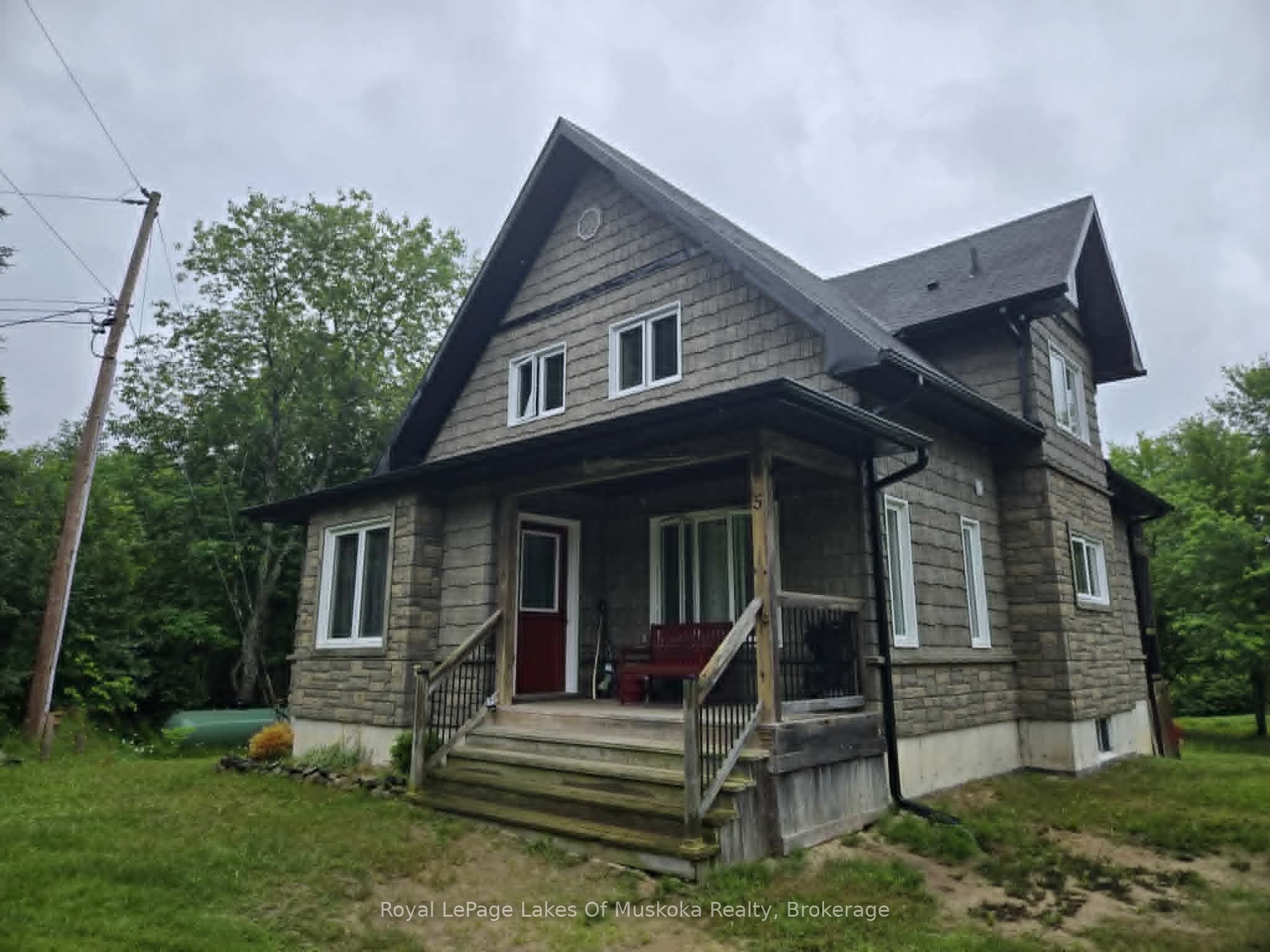 5 Bridge Road, Magnetawan, ON P0A 1P0