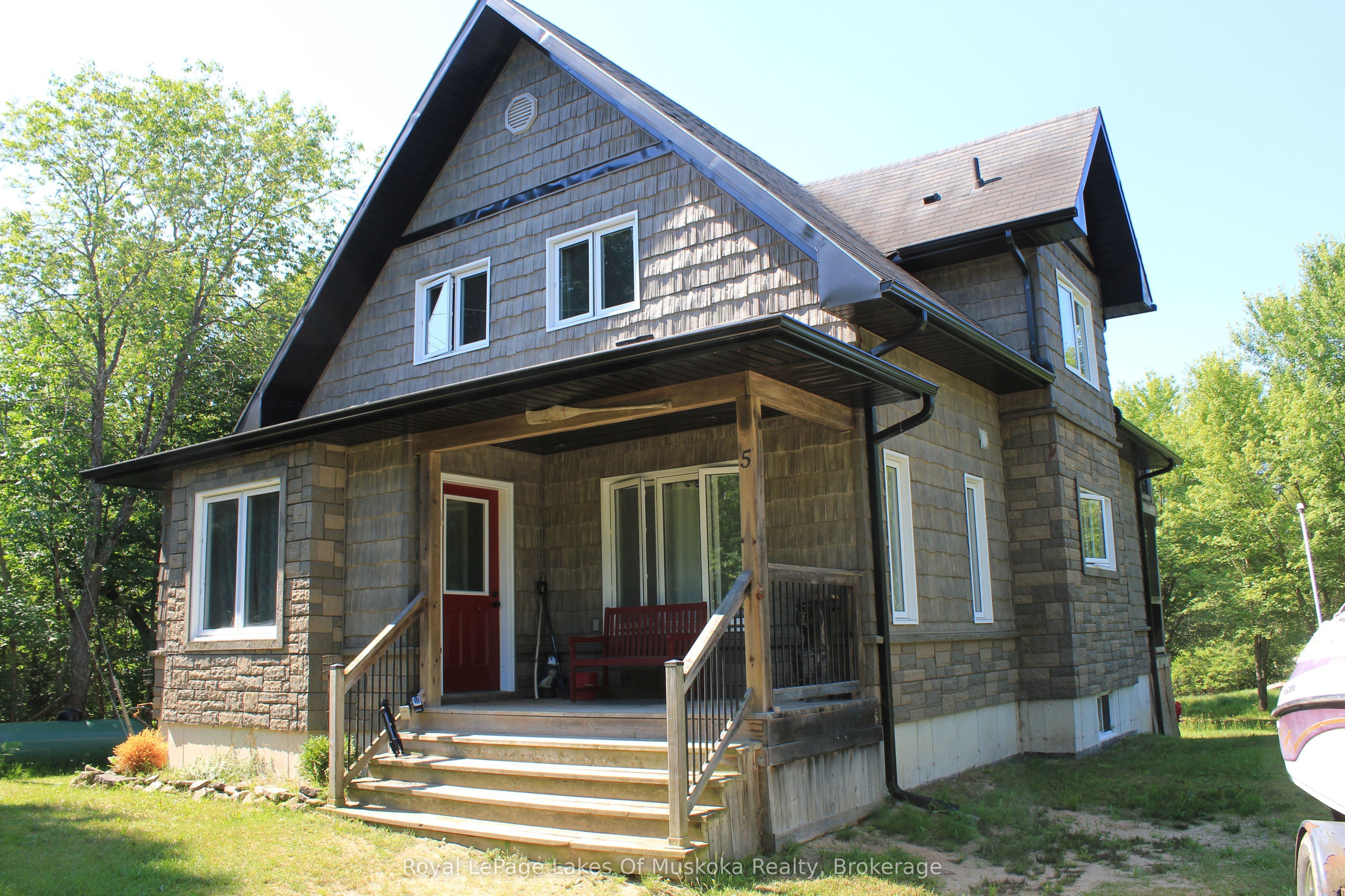 5 Bridge Road, Magnetawan, ON P0A 1P0 photo 2