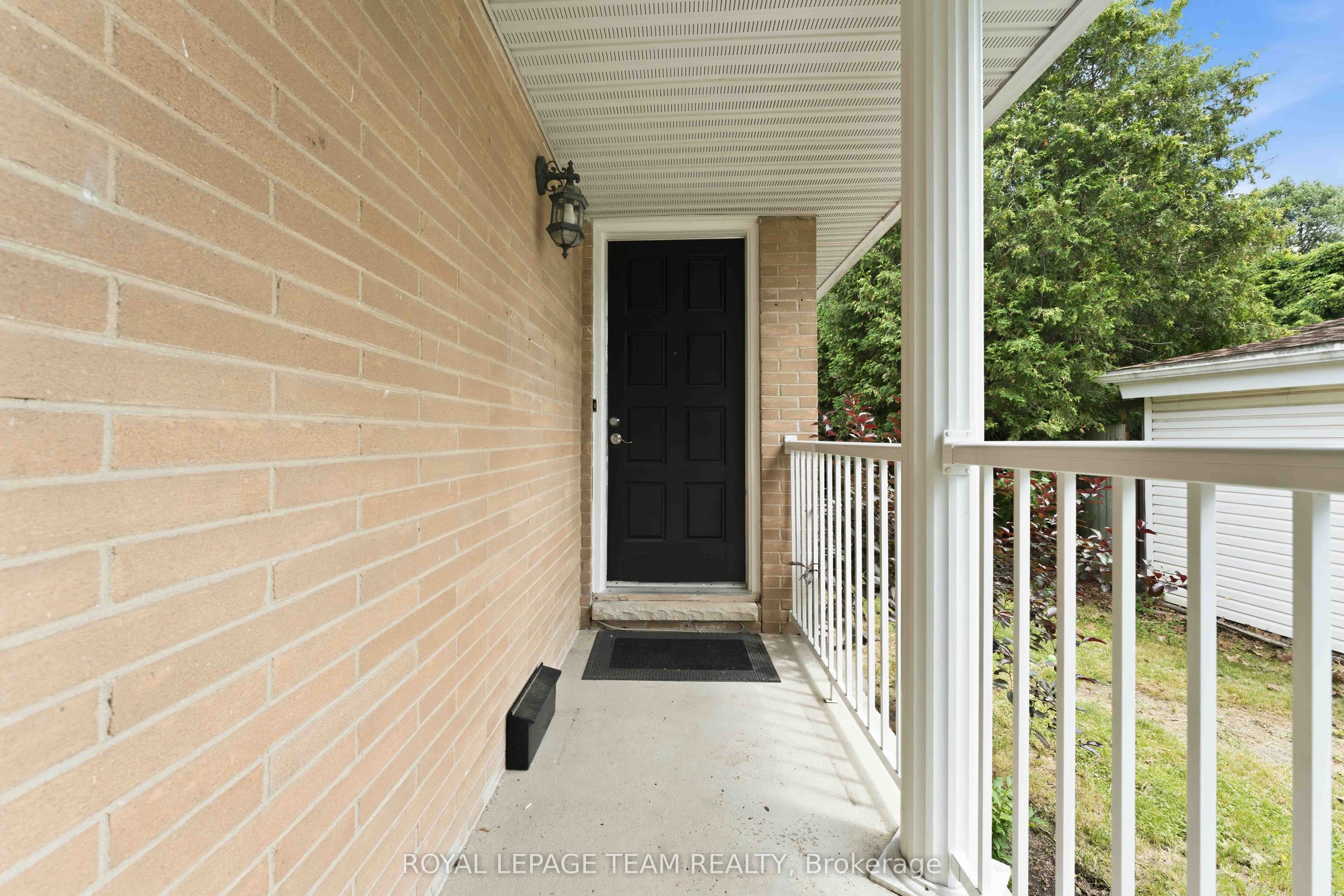1155 Agincourt Road, Belair Park - Copeland Park and Area, ON K2C 2H8 photo 3