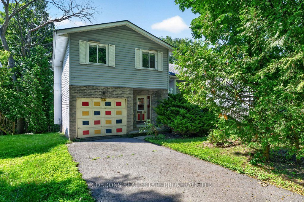 30 Limeridge Drive, Kingston, ON K7K 6M3