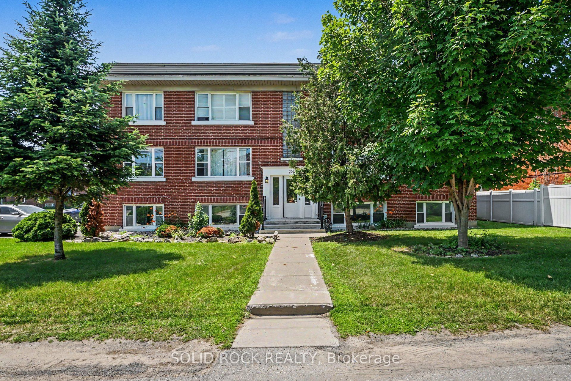 726 Edison Avenue 2, Carlingwood - Westboro and Area, ON K2A 1W1