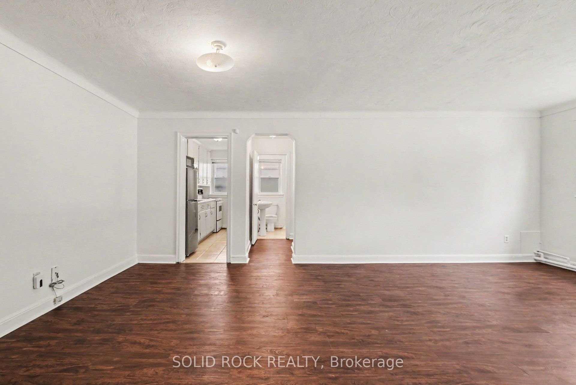 726 Edison Avenue 2, Carlingwood - Westboro and Area, ON K2A 1W1 photo 2