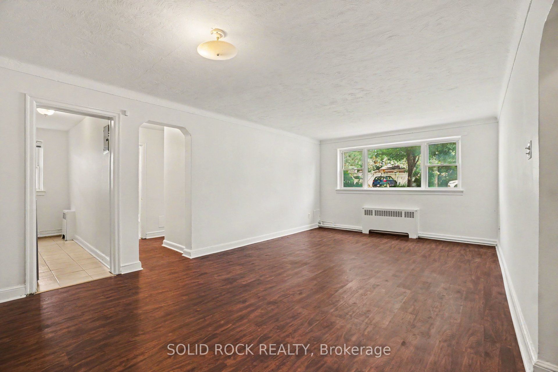 726 Edison Avenue 2, Carlingwood - Westboro and Area, ON K2A 1W1 photo 3