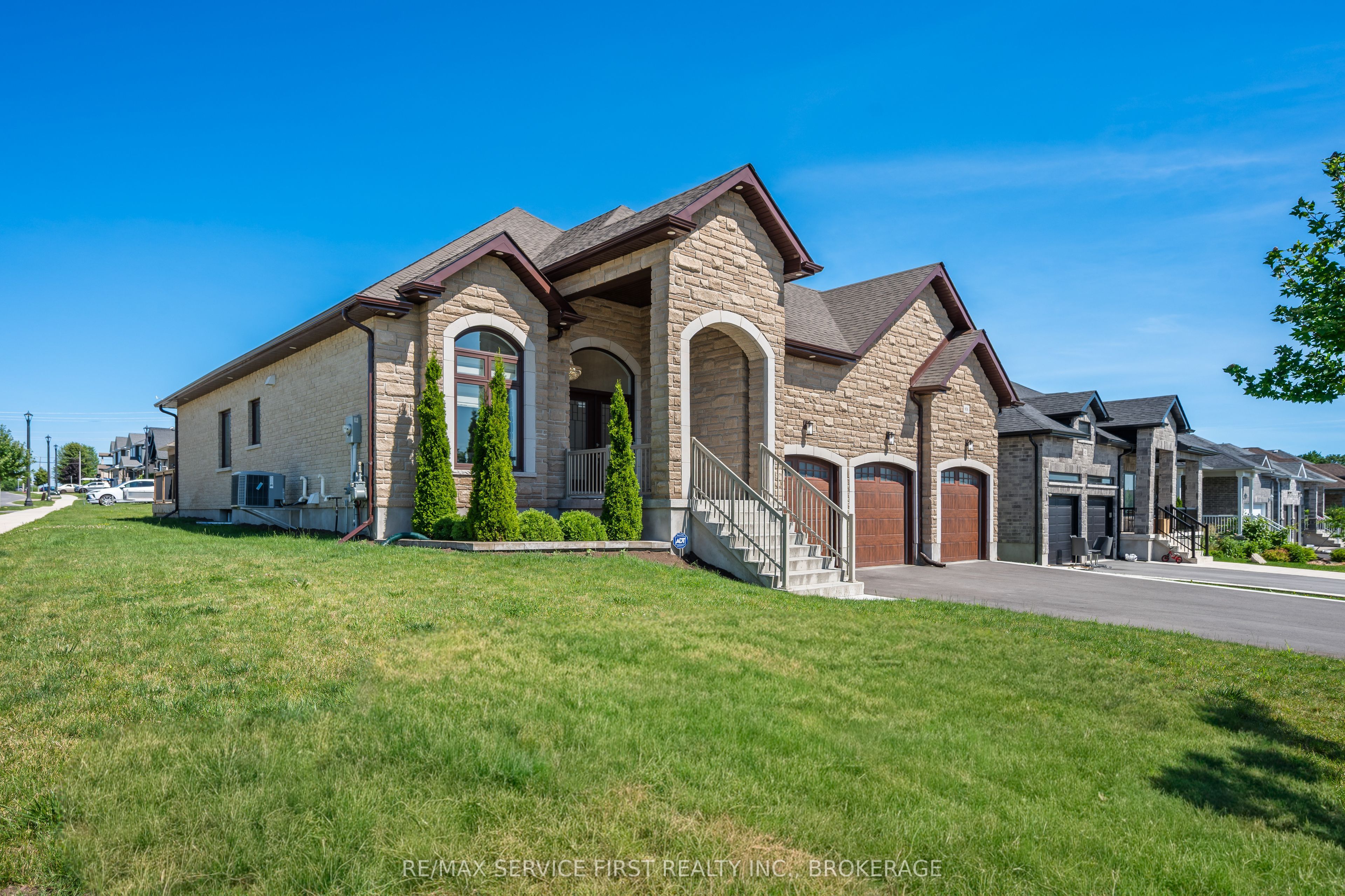 636 Mandara Drive, Kingston, ON K7P 0N5 photo 3