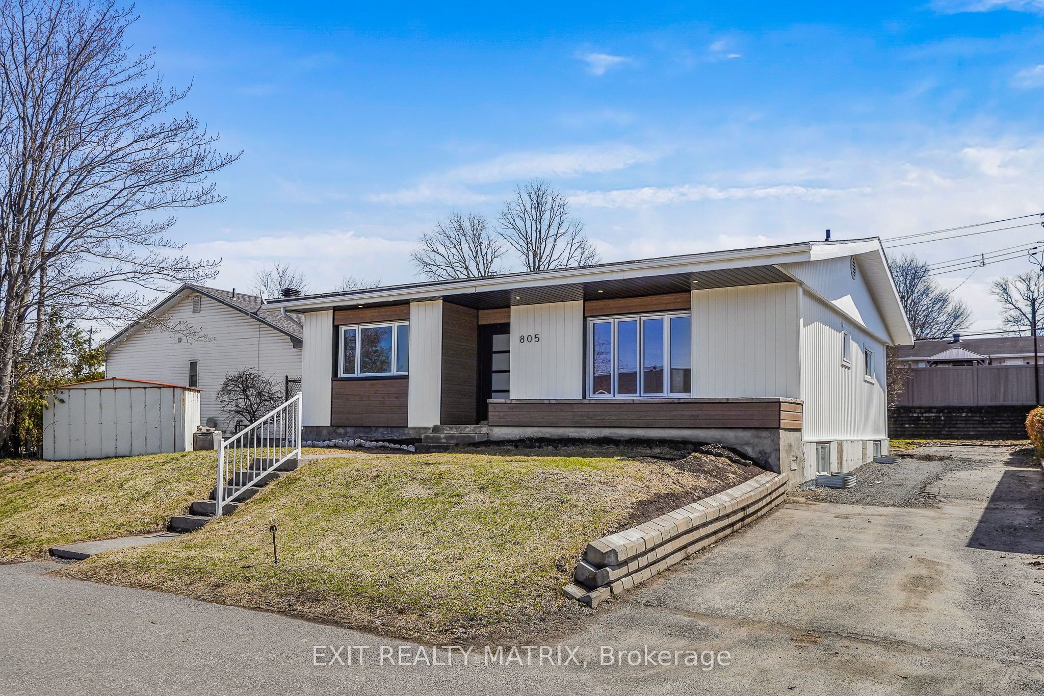 805 Cartier Boulevard, Hawkesbury, ON K6A 1W9