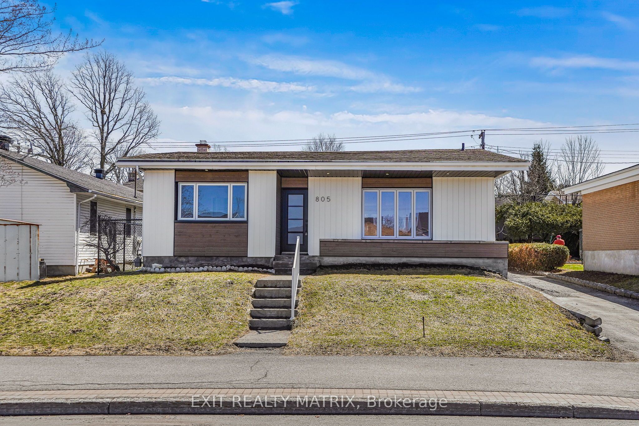 805 Cartier Boulevard, Hawkesbury, ON K6A 1W9 photo 2