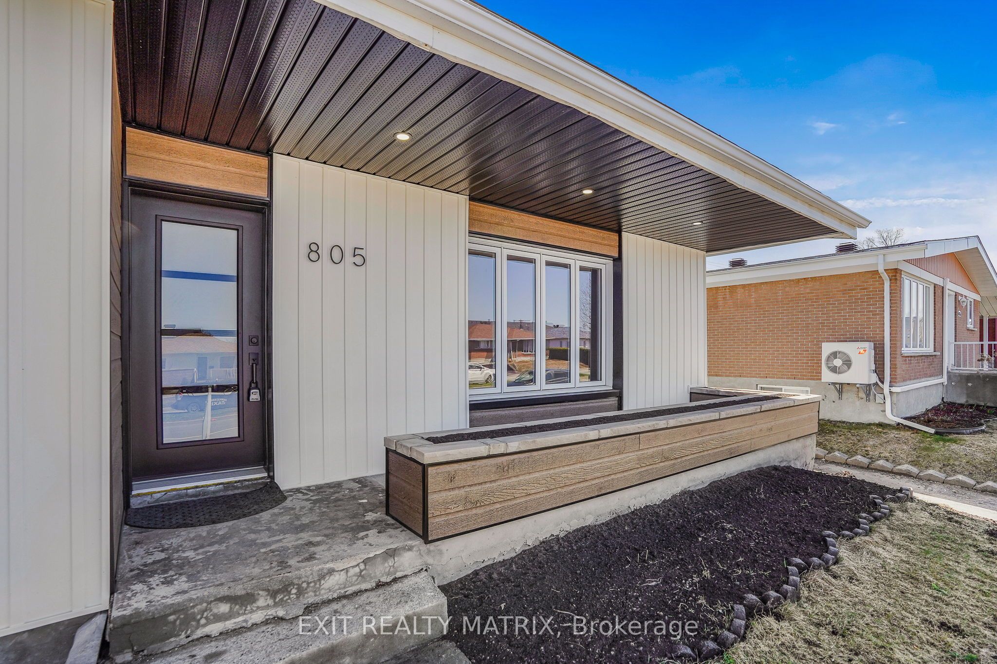 805 Cartier Boulevard, Hawkesbury, ON K6A 1W9 photo 3