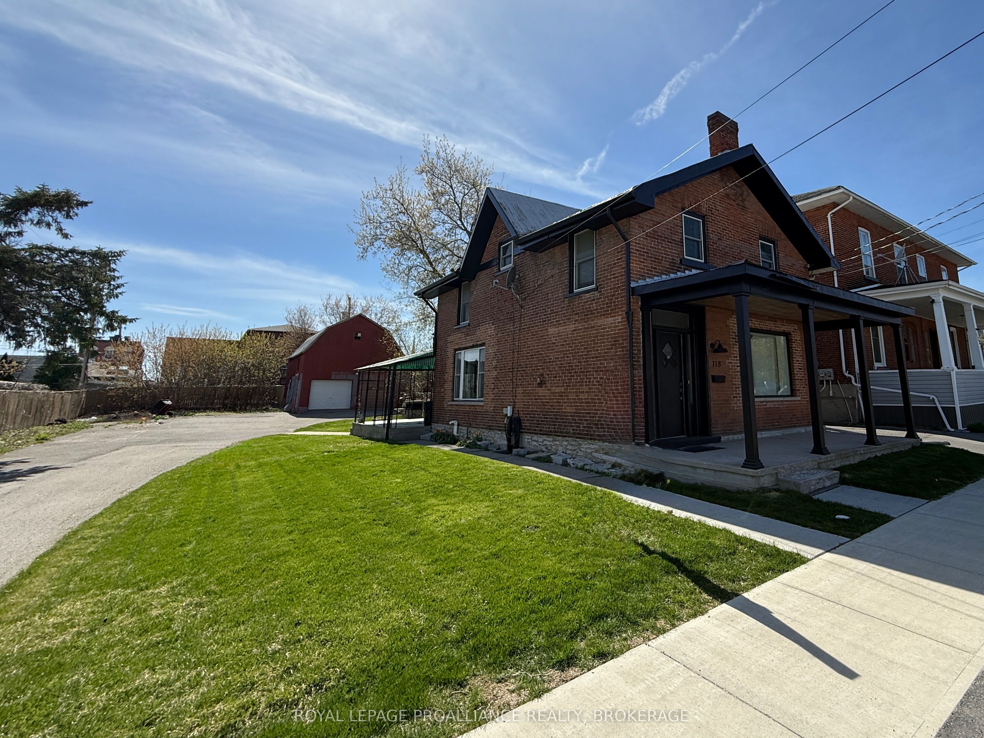118 East Street E, Greater Napanee, ON K7R 1S6 photo 3