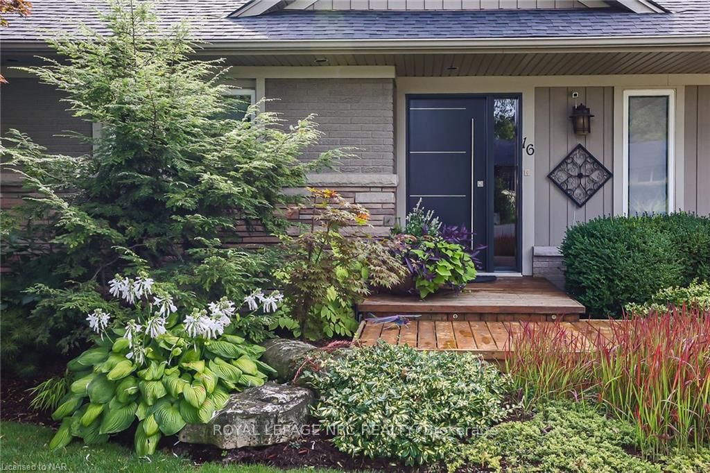 16 SPRING GARDEN Boulevard, St. Catharines, ON L2N 3P6 photo 2