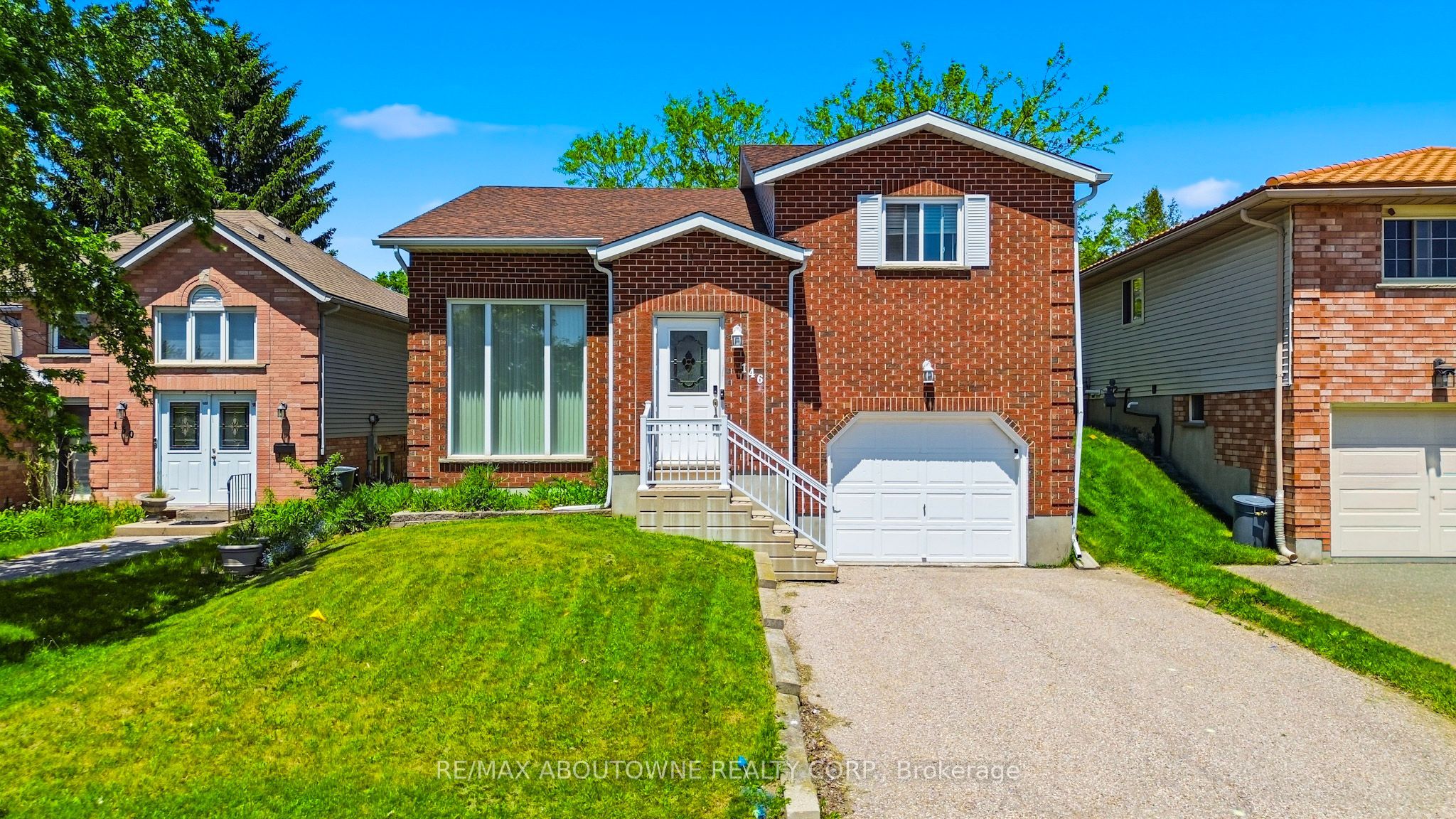 146 Bankside Drive N Upper, Kitchener, ON N2N 3E4