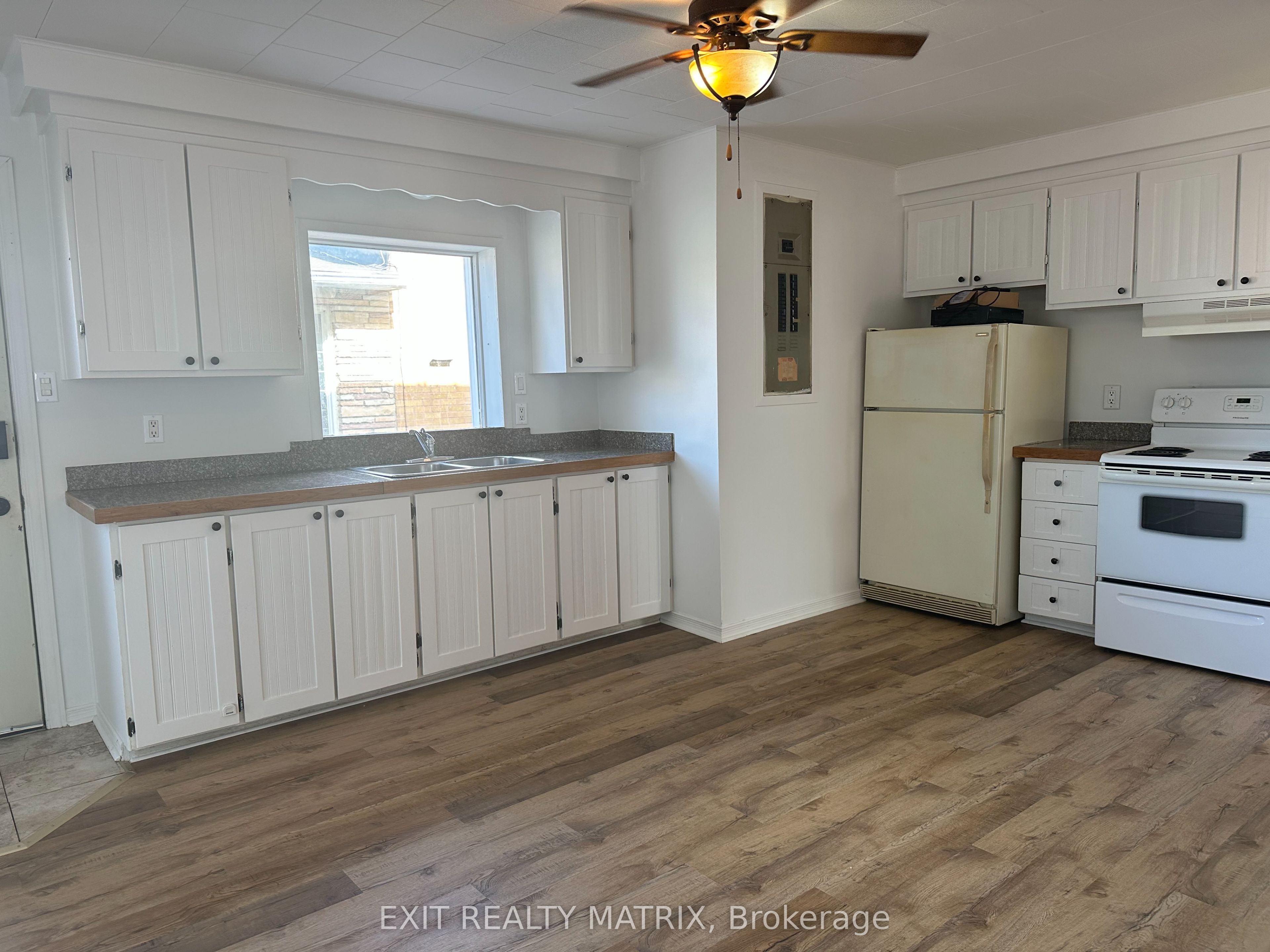 696 PRINCIPALE Street A, Casselman, ON K0A 1M0 photo 5