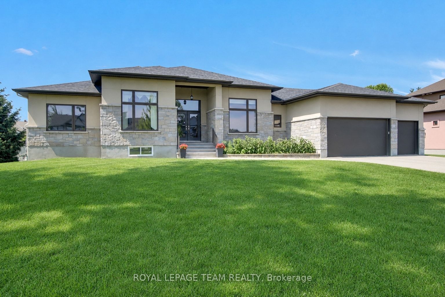 1801 CEDARLAKES Way, Greely - Metcalfe - Osgoode - Vernon and Area, ON K4P 1G4 photo 4