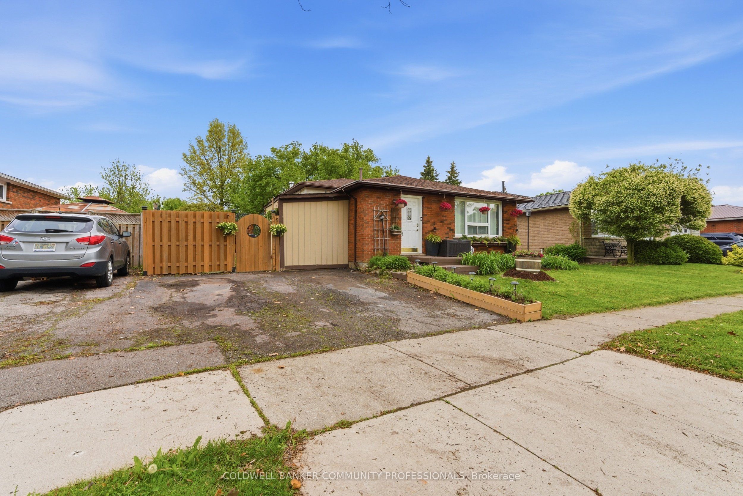 115 Gordon Drummond Avenue, Hamilton, ON L8J 1E9 photo 3