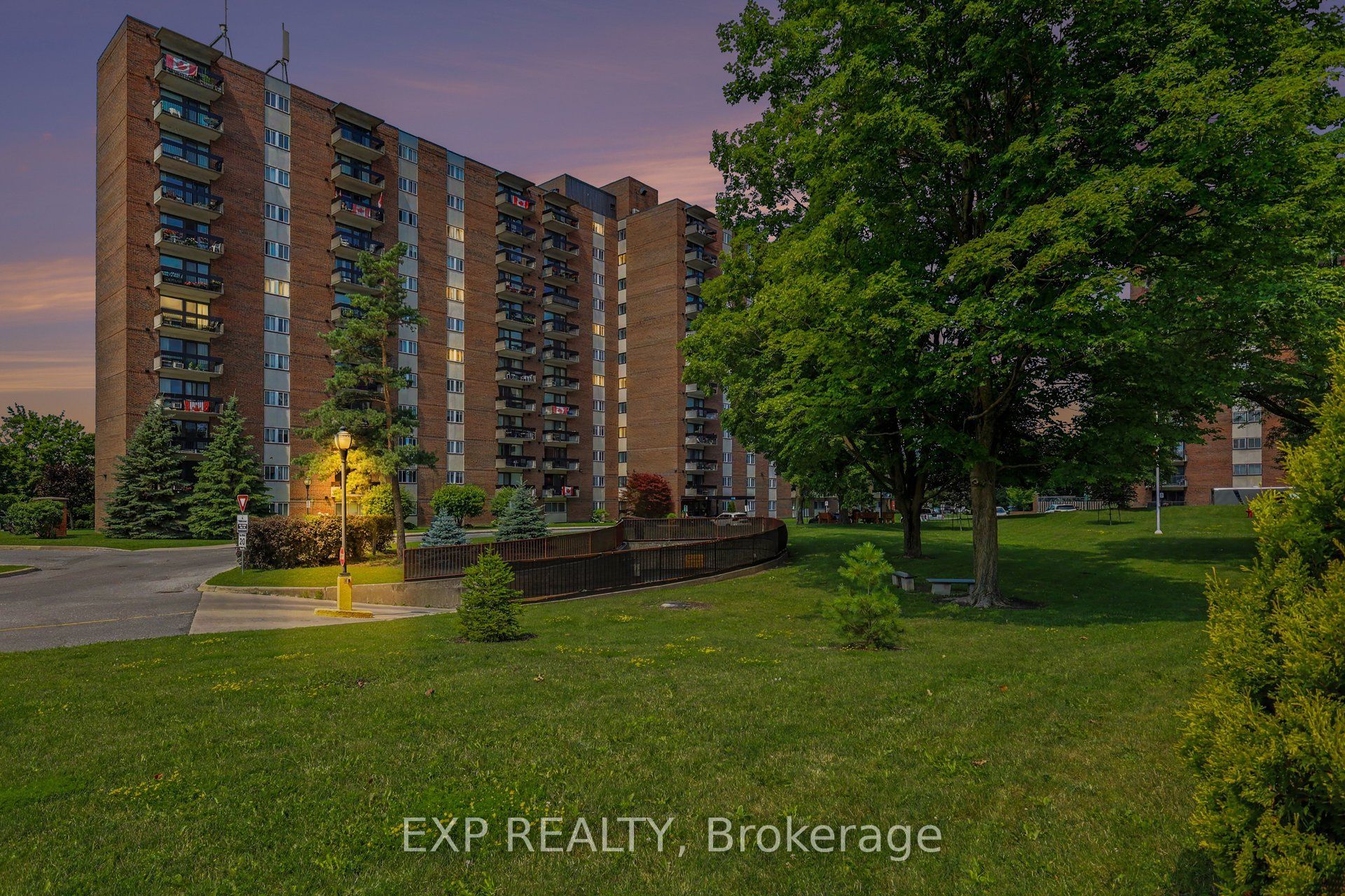 1505 Baseline Road 103, Belair Park - Copeland Park and Area, ON K2C 3L4 photo 2