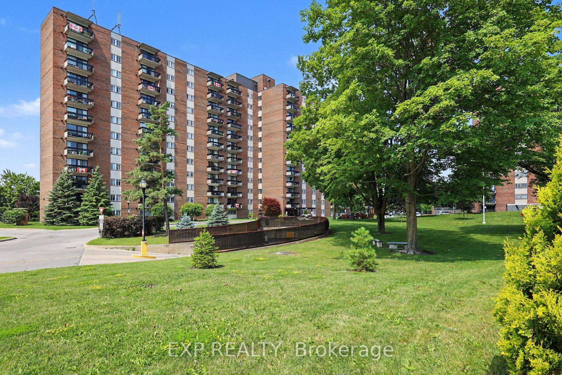 1505 Baseline Road 103, Belair Park - Copeland Park and Area, ON K2C 3L4 photo 4