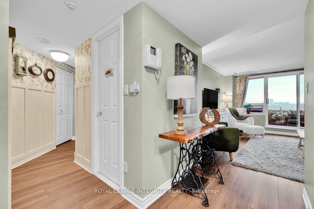 3105 Carling Avenue 1403, Crystal Bay - Rocky Point - Bayshore, ON K2H 5A6 photo 5