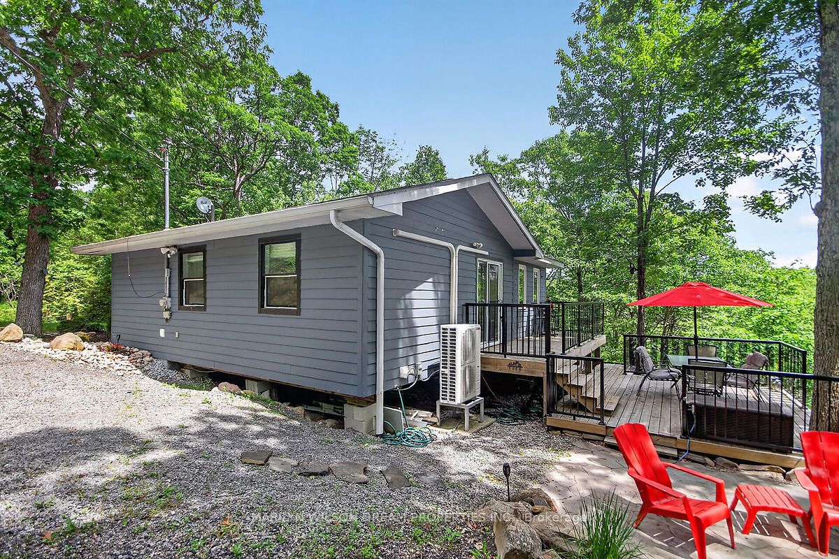 1049 Crotch Lake Trail, Frontenac, ON K0H 1B0 photo 3