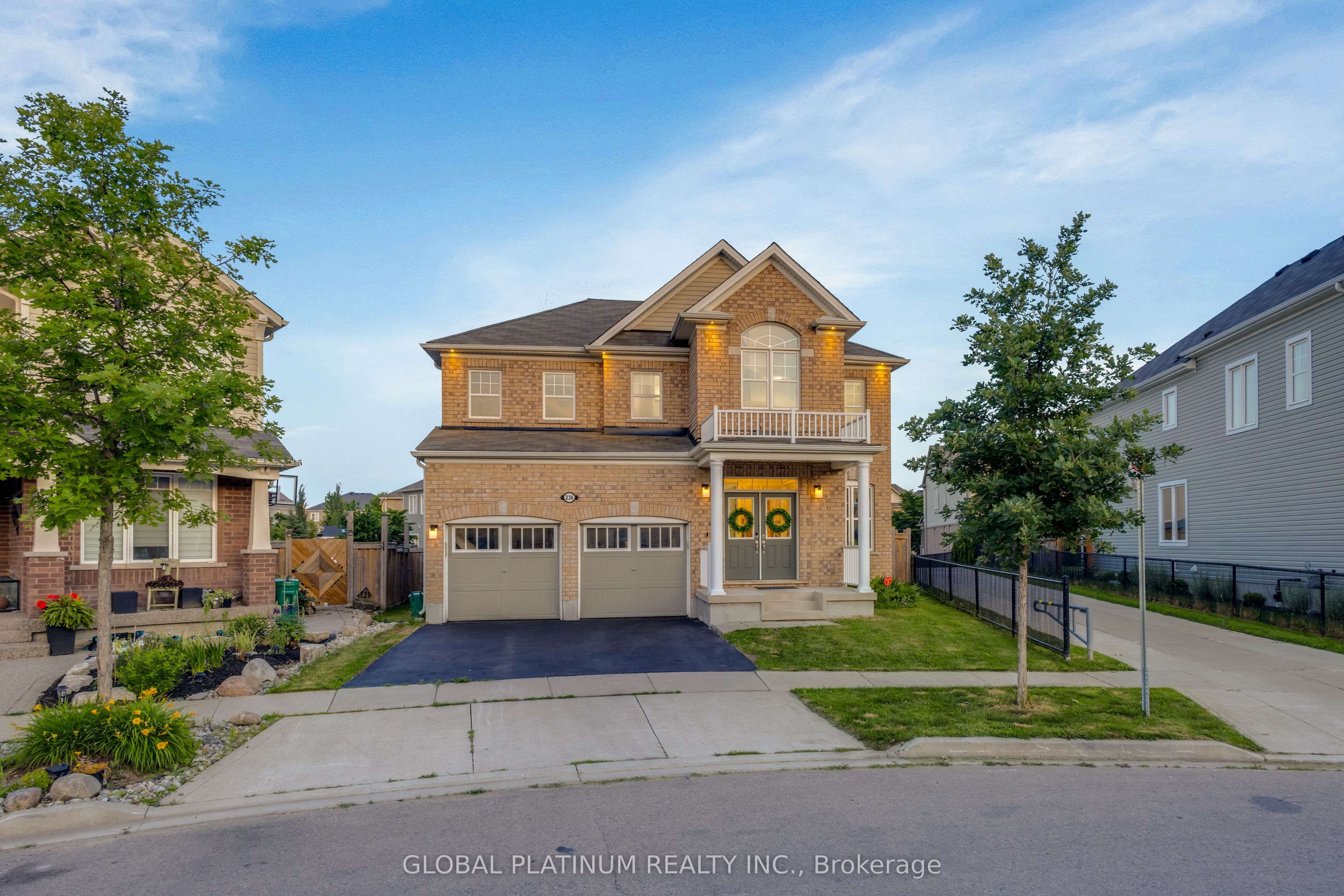 236 Shady Glen Crescent, Kitchener, ON N2R 0J8