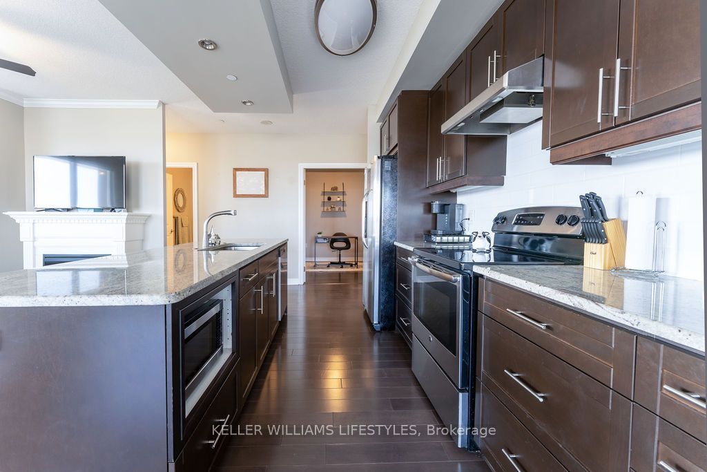 330 RIDOUT Street N 804, London East, ON N6A 0A7 photo 5