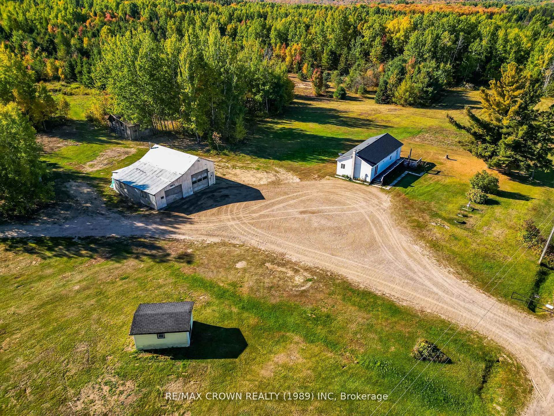 936 Laplante Road, Bonfield, ON P0H 2H0 photo 2
