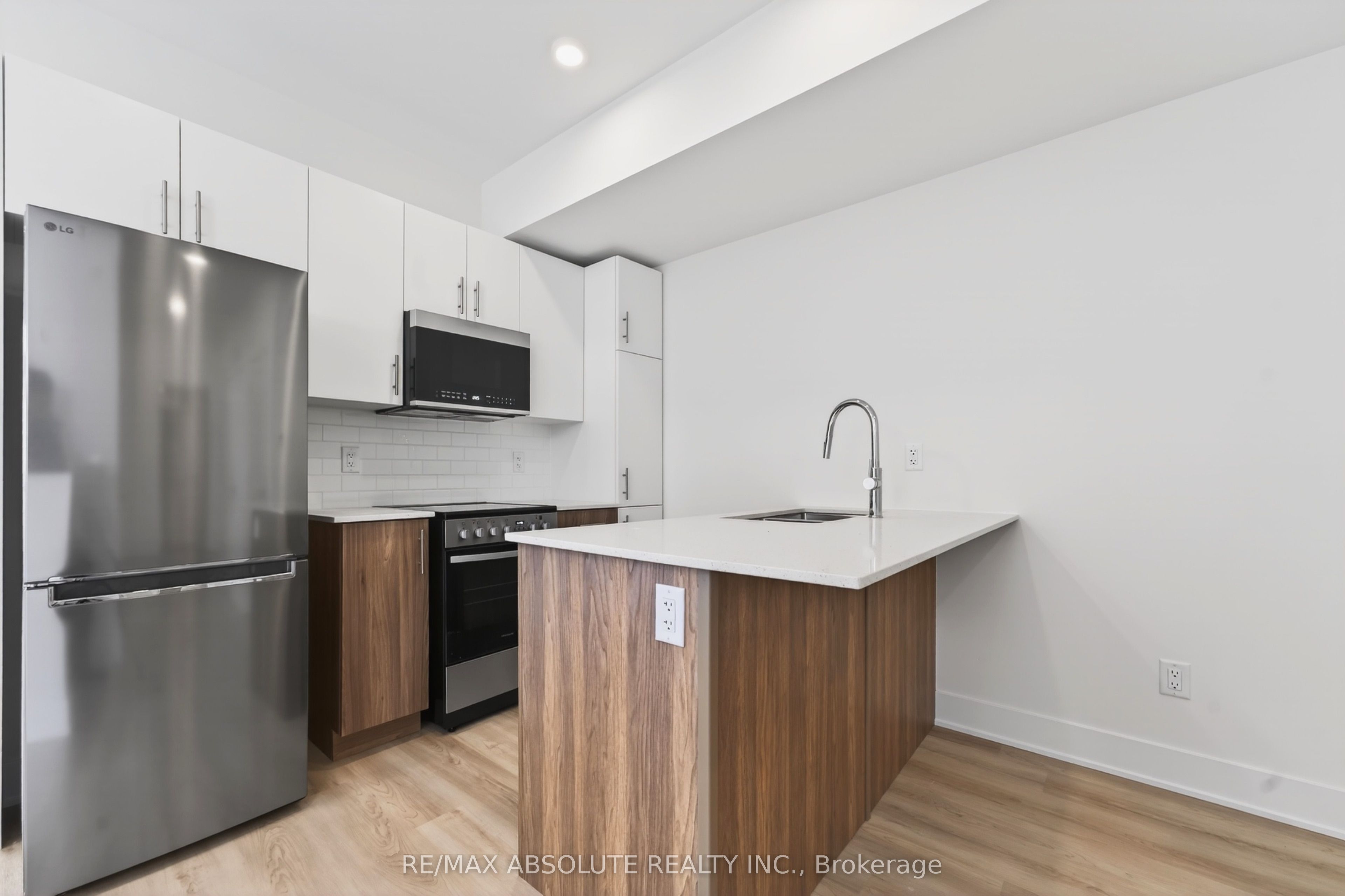 183 Columbus Avenue B, Overbrook - Castleheights and Area, ON K1K 1P7 photo 4
