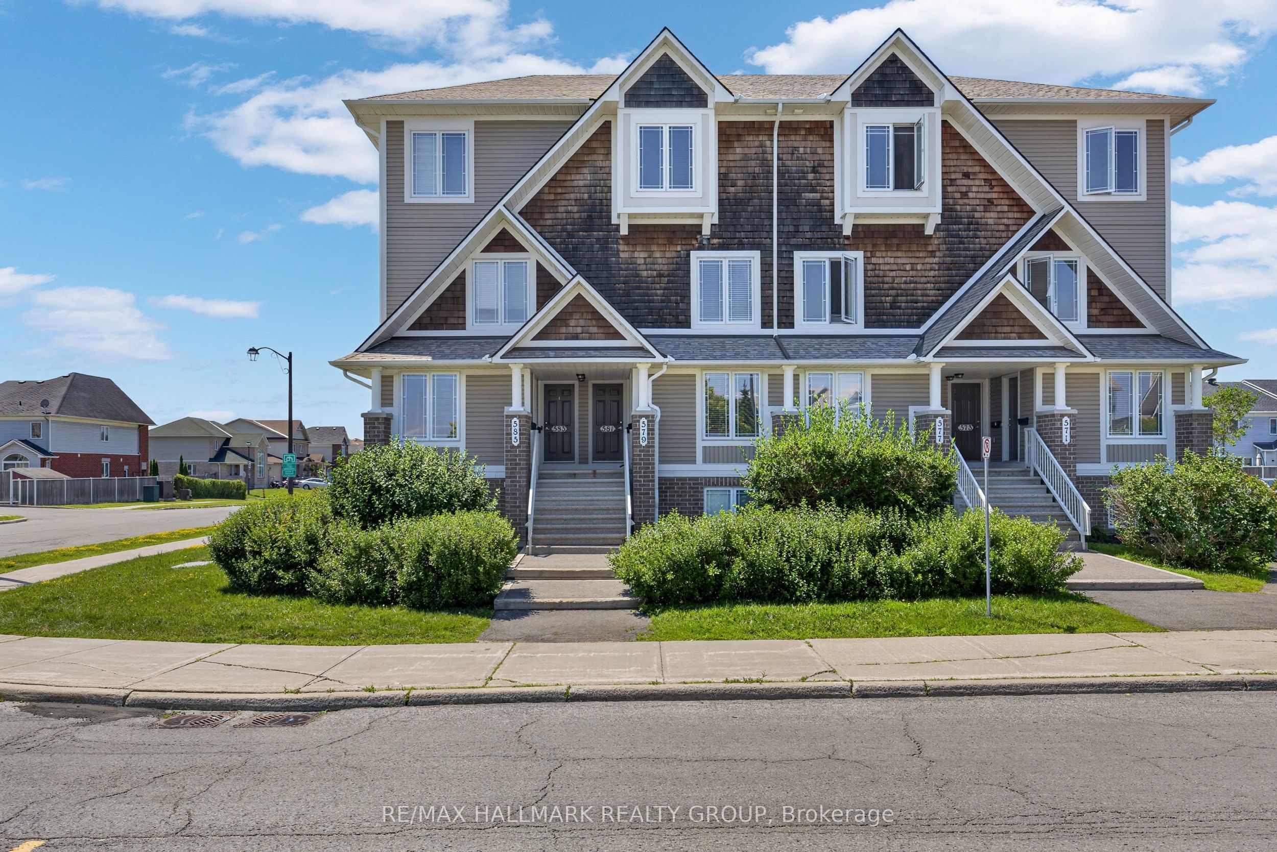 581 Lakeridge Drive 16, Orleans - Cumberland and Area, ON K4A 0H4 photo 2
