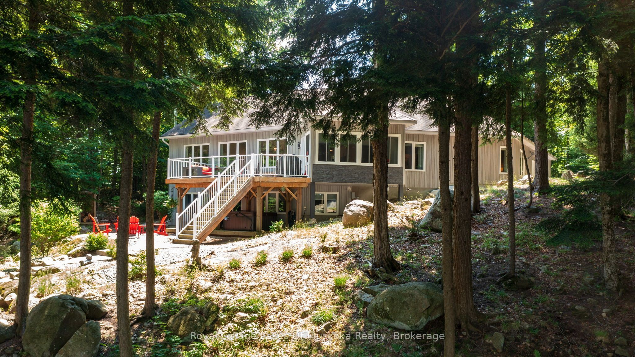 1047 Brandy Crest Road, Muskoka Lakes, ON P0B 1J0 photo 5