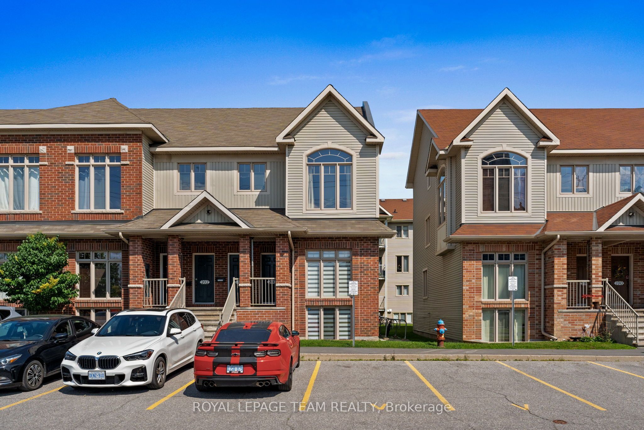 200 Keltie Private, Barrhaven, ON K2J 0A2 photo 3
